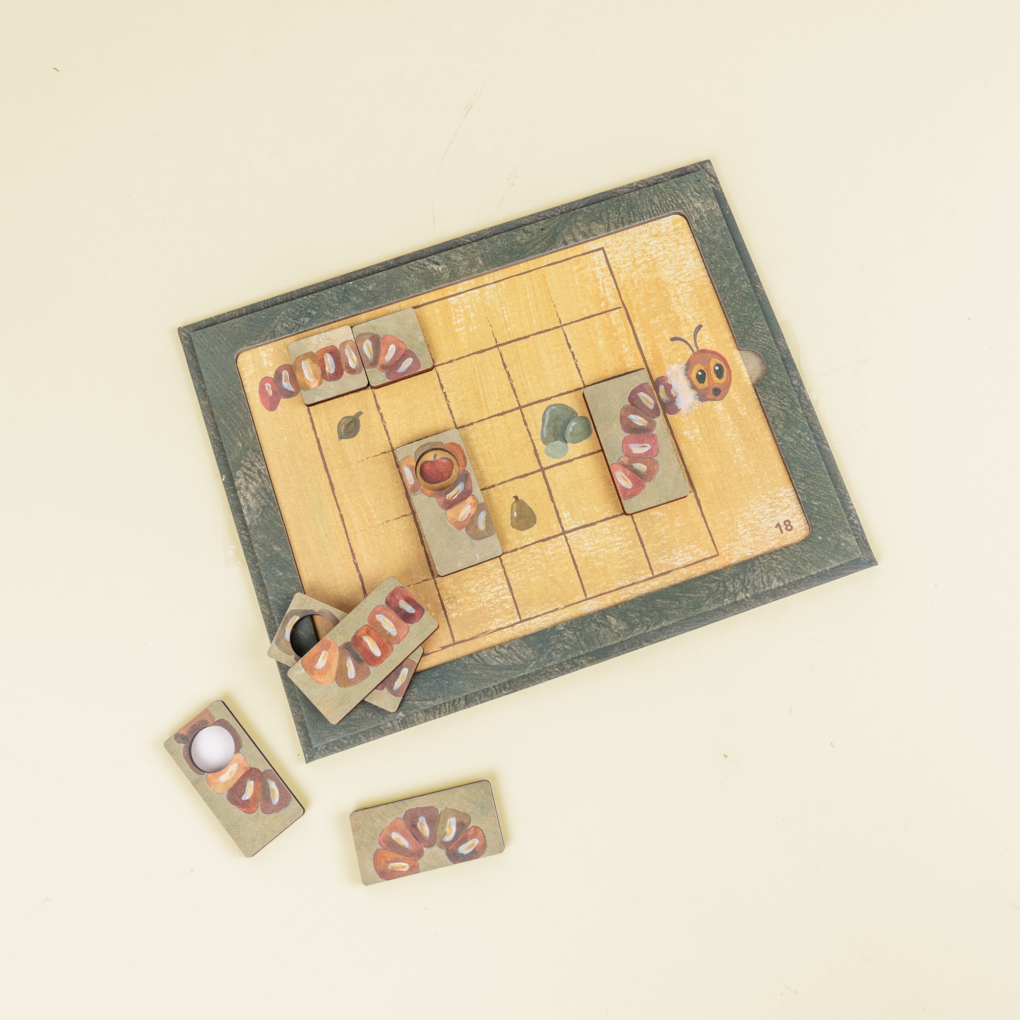 Magnetic Activity Game - Caterpillar