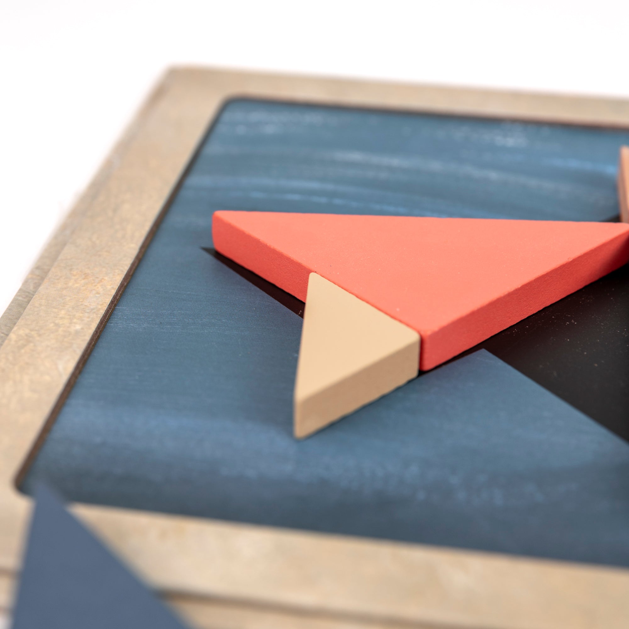 Magnetic Tangram