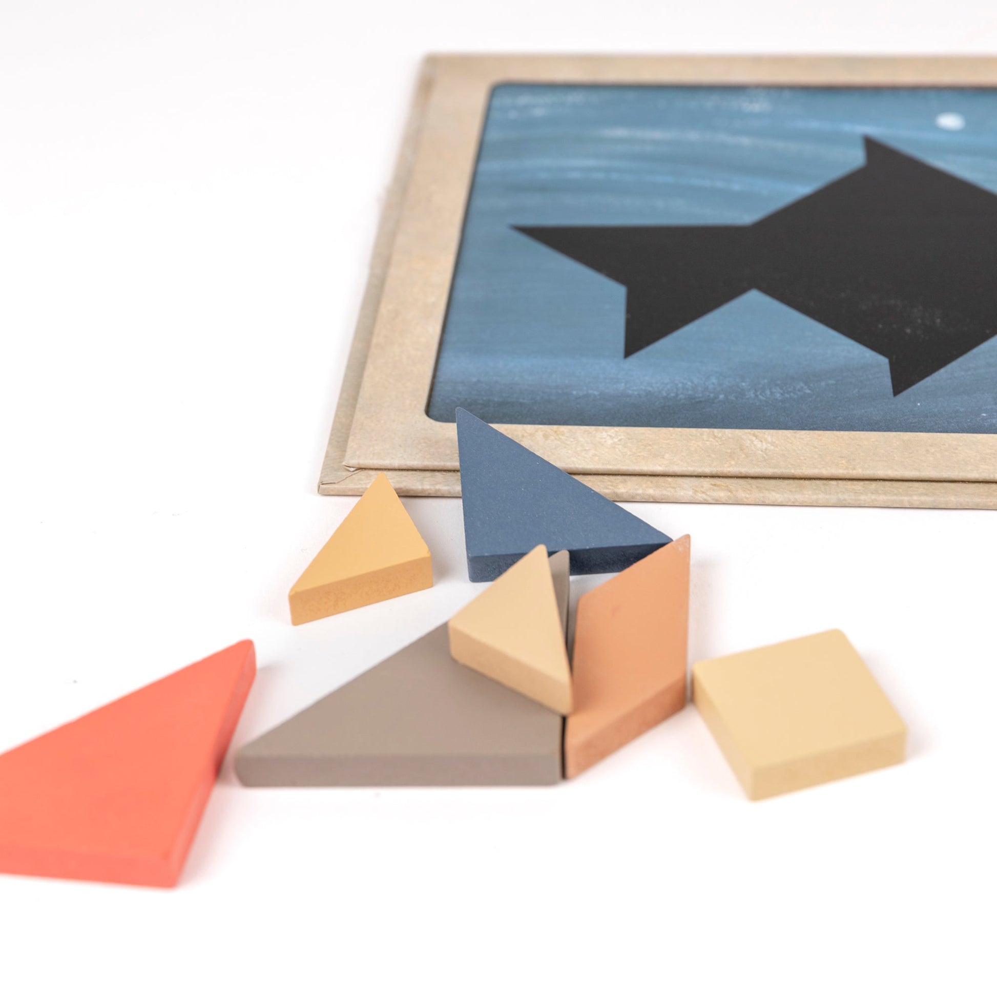Magnetic Tangram