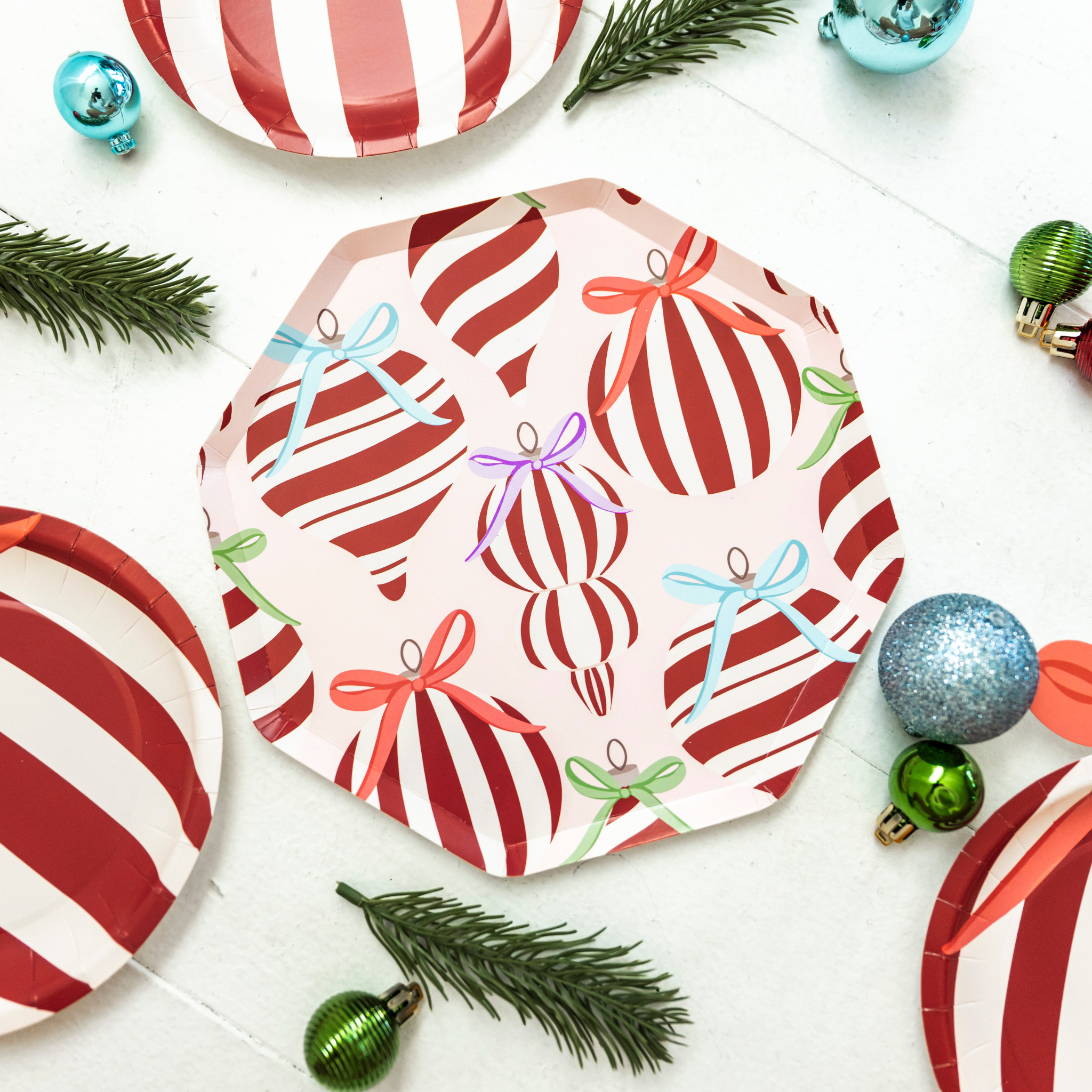 Ornaments & Bows Plate