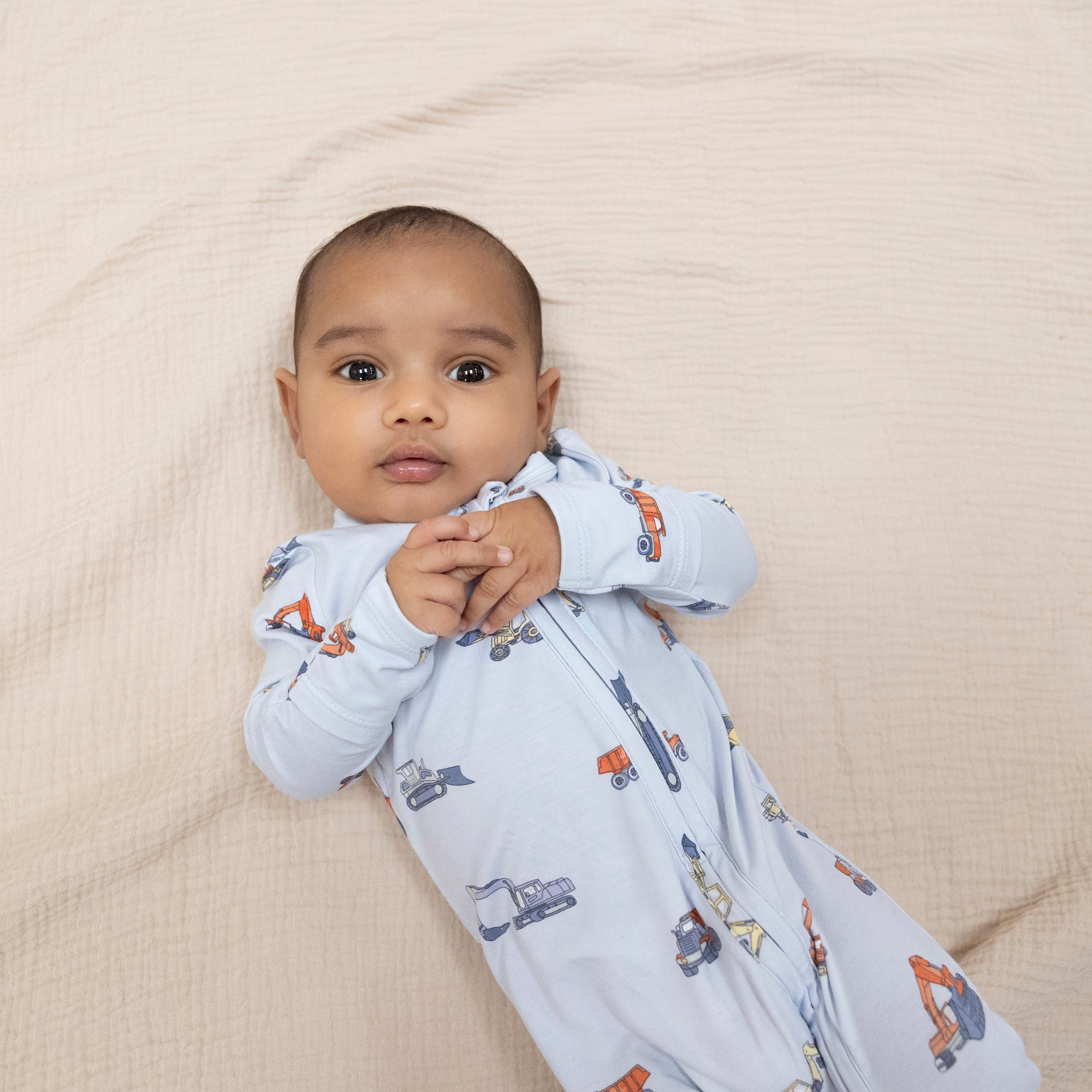 Construction Vehicles - 2 Way Zipper Footie