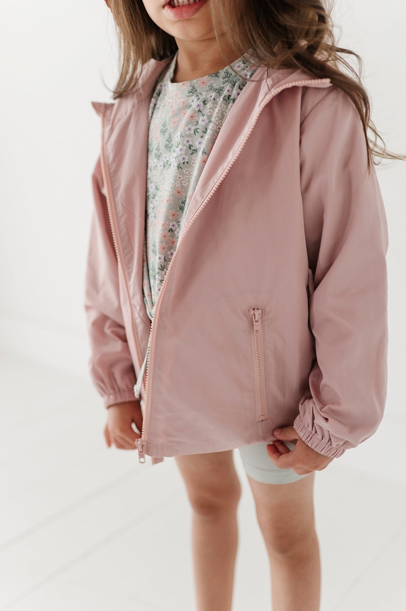 Light-weight Windbreaker In Spring Mauve