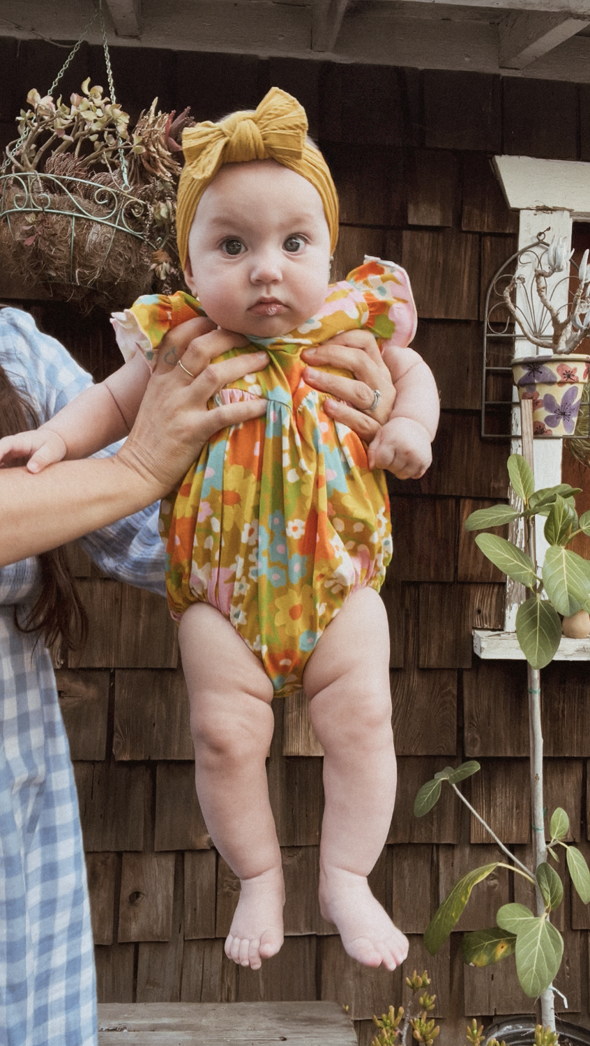 Baby Girls' Flutter Romper In Sixties Wild Blooms