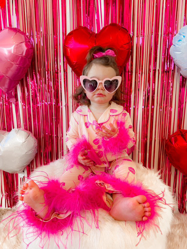 Pucker Up Girl's Flare Feathered Dream Set