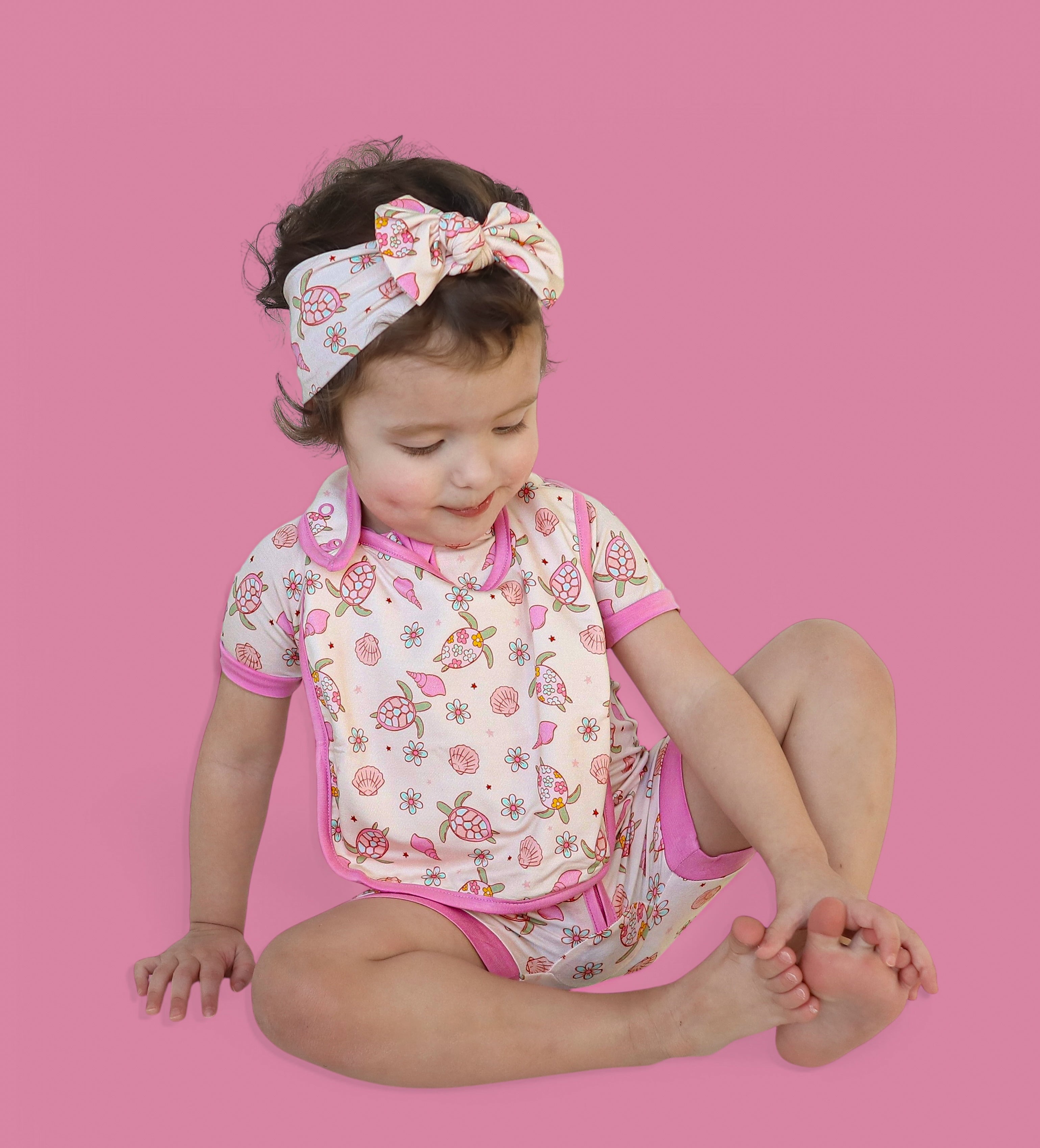 Exclusive Love Your Shell Dream Bow