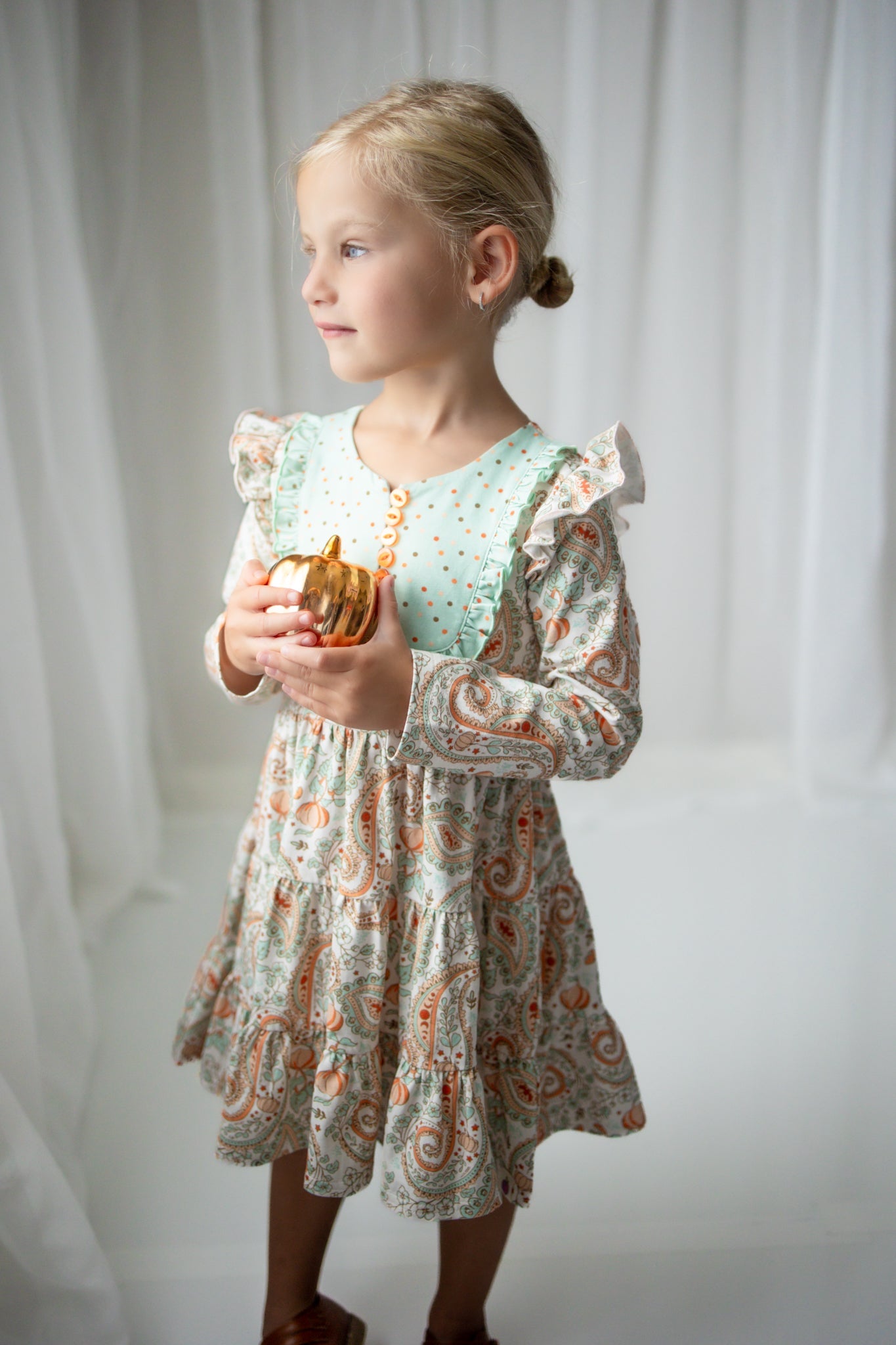 Annistyn Bib Dress -paisley Pumpkin Delight