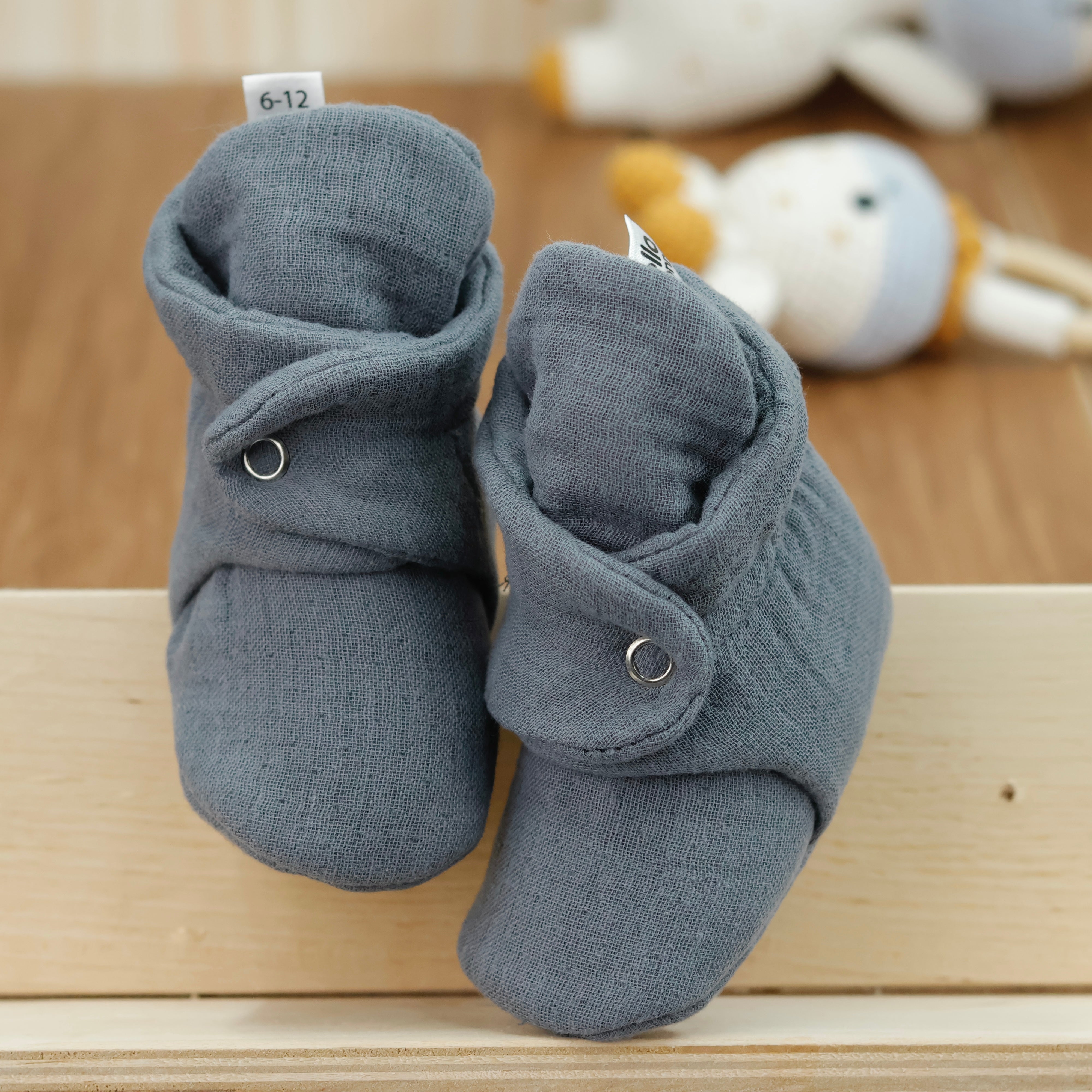 Muslin Stay On Baby Booties Dark Gray