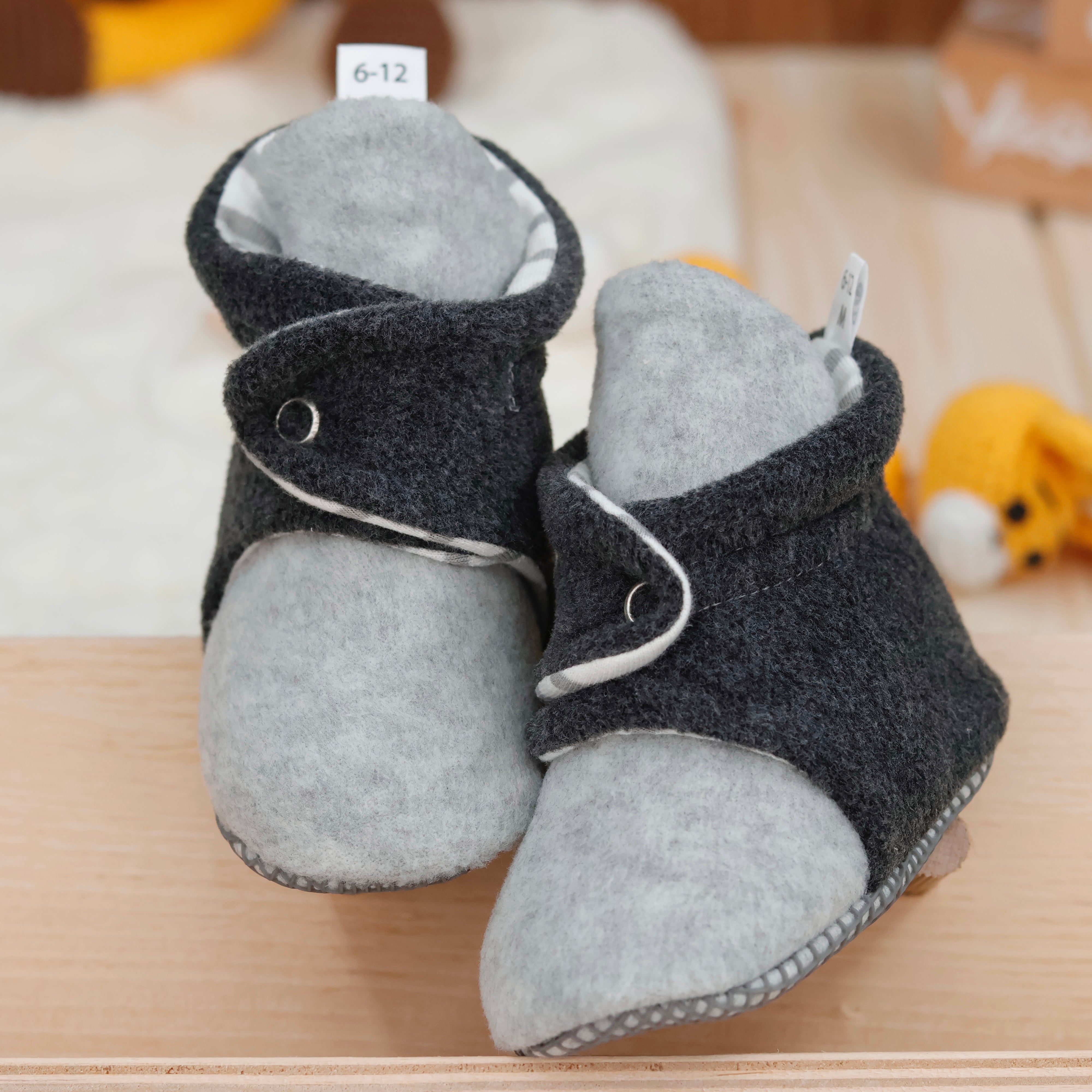 Anti-slip Sole, Fleece Baby Booties, Newborn Home Booties, Sweat Proof Organic Cotton Lining, Gray Anthracite