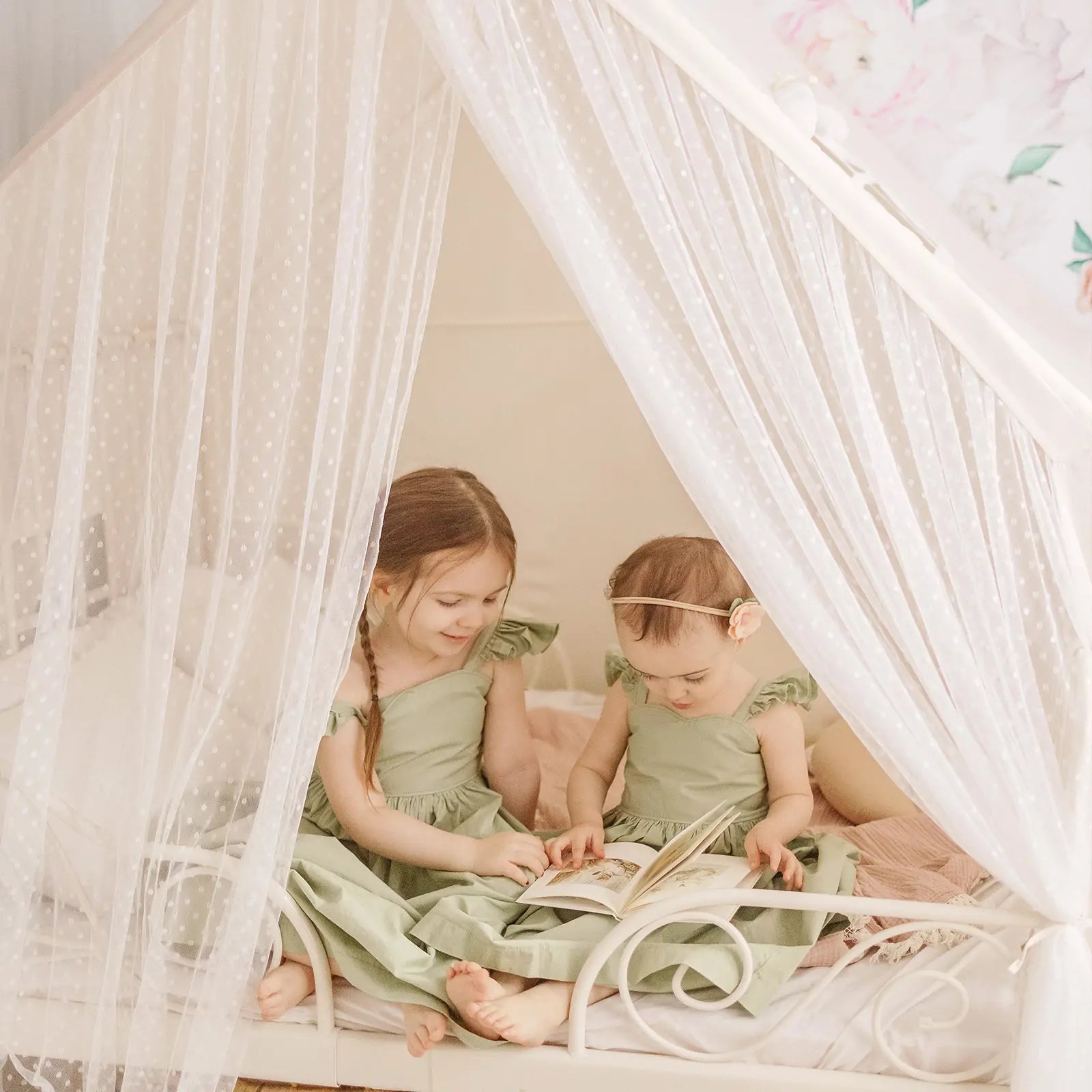 ® Kids Tent – Large Cozy Tent With Star Lights