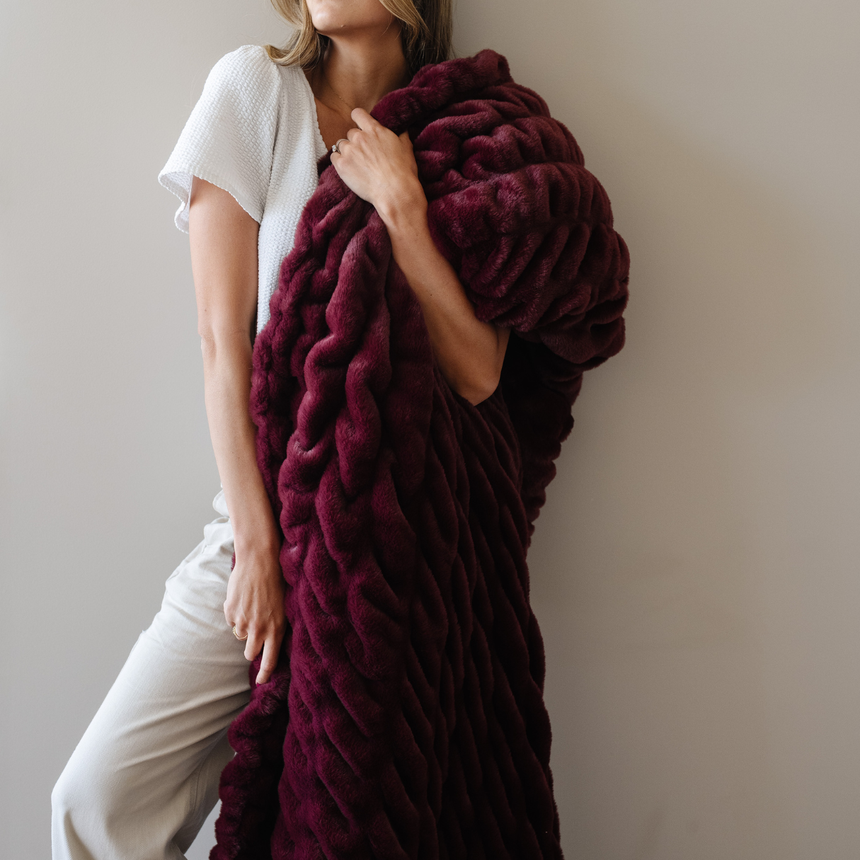 Double Ruched Faux Fur Xl Throw Blankets