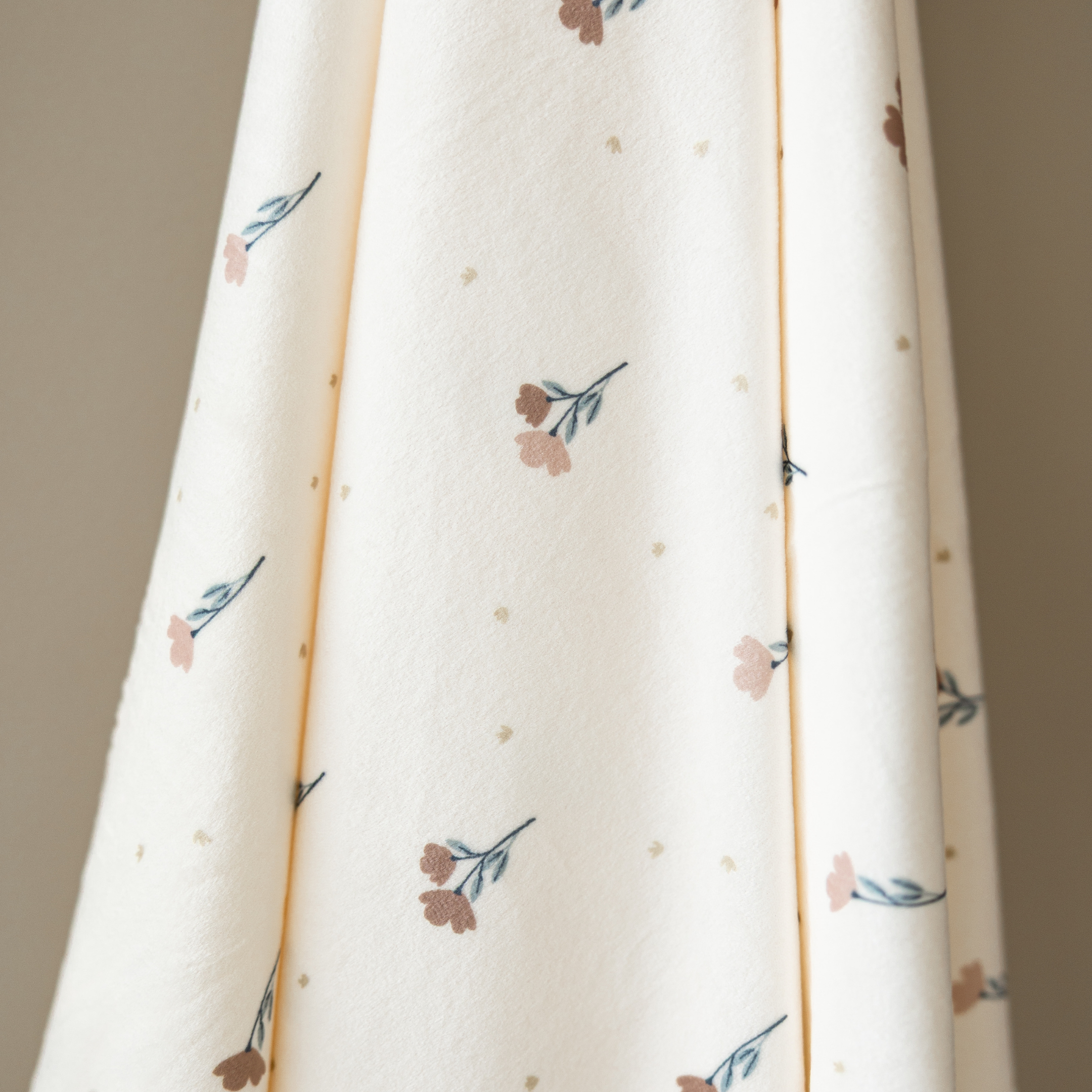 Minky Stretch Luxe Swaddle/blanket