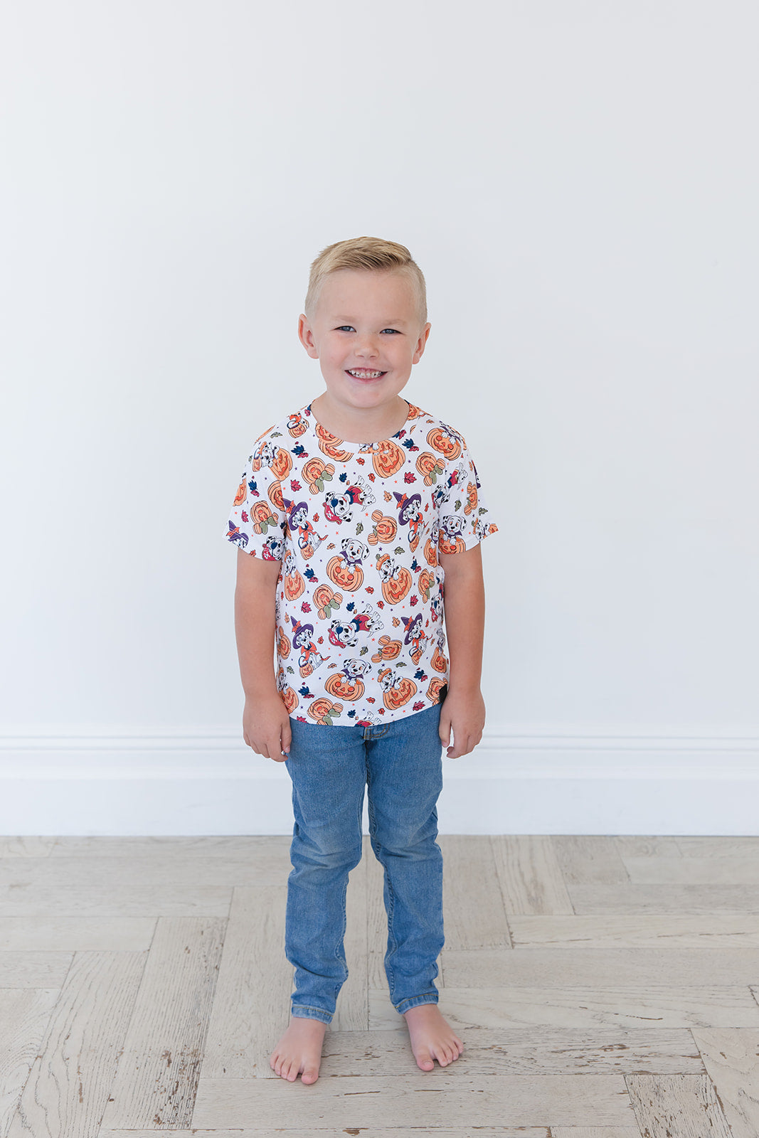 Howl-o-ween - Everyday Tee