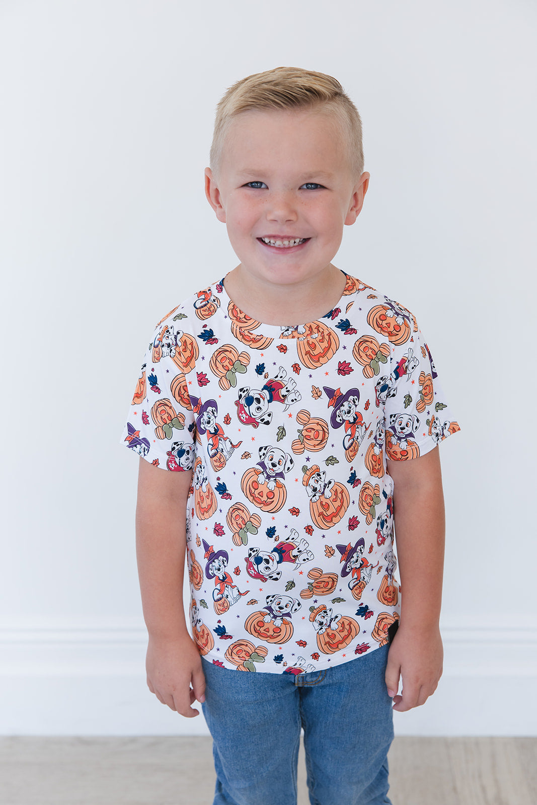 Howl-o-ween - Everyday Tee