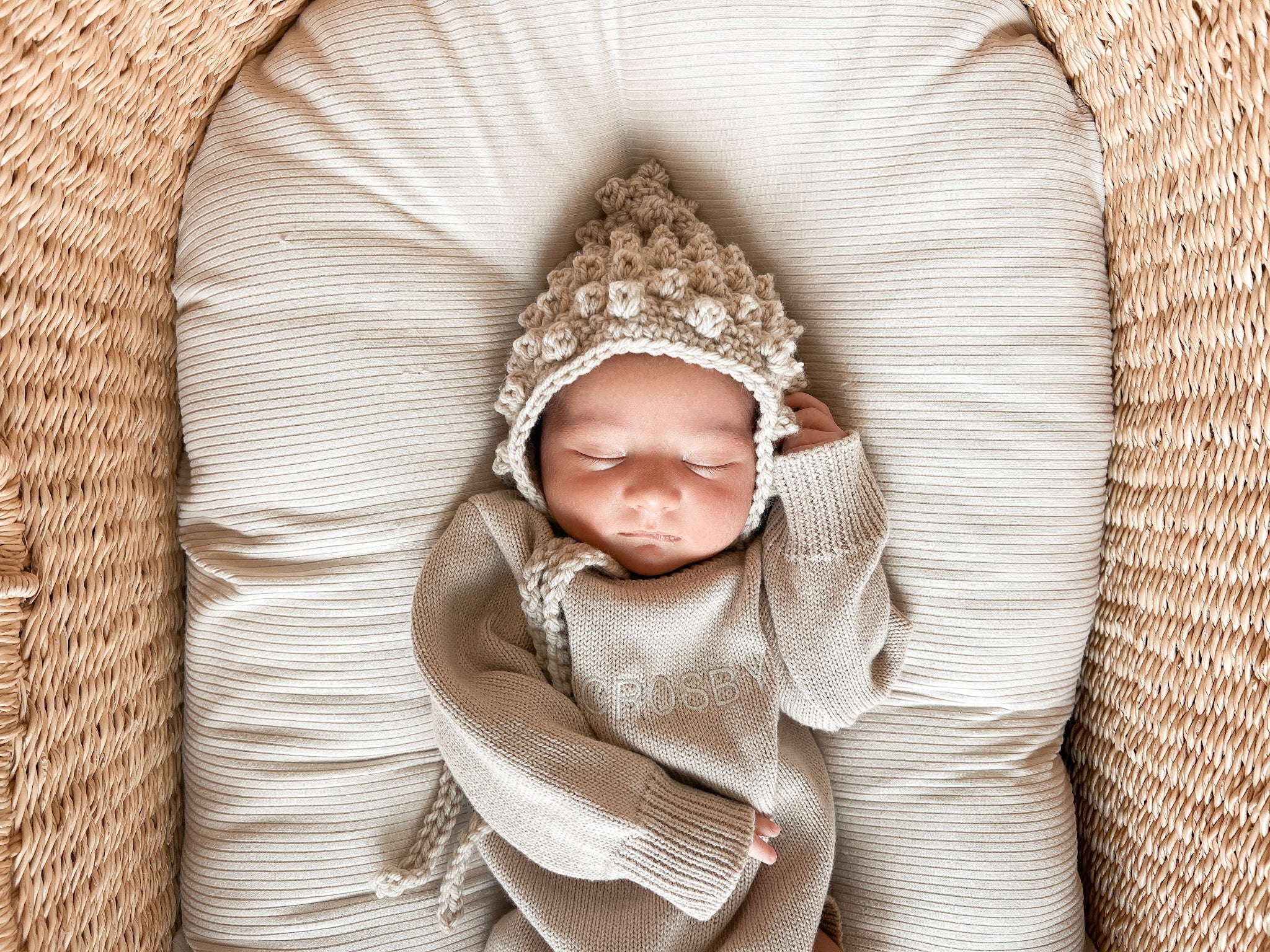 Oat Ribbed Baby Lounger Cover (Ships June 8)