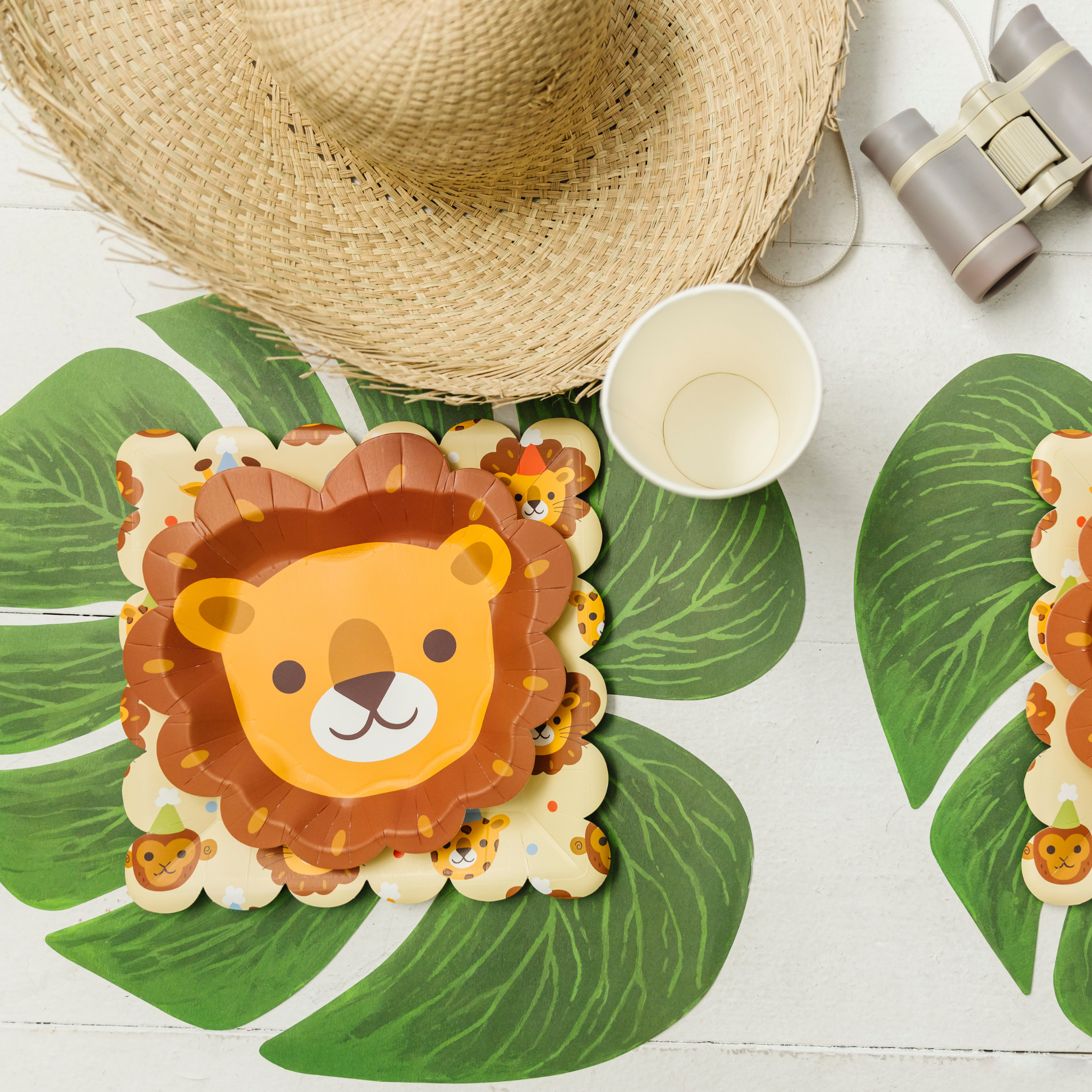 Lion Plate