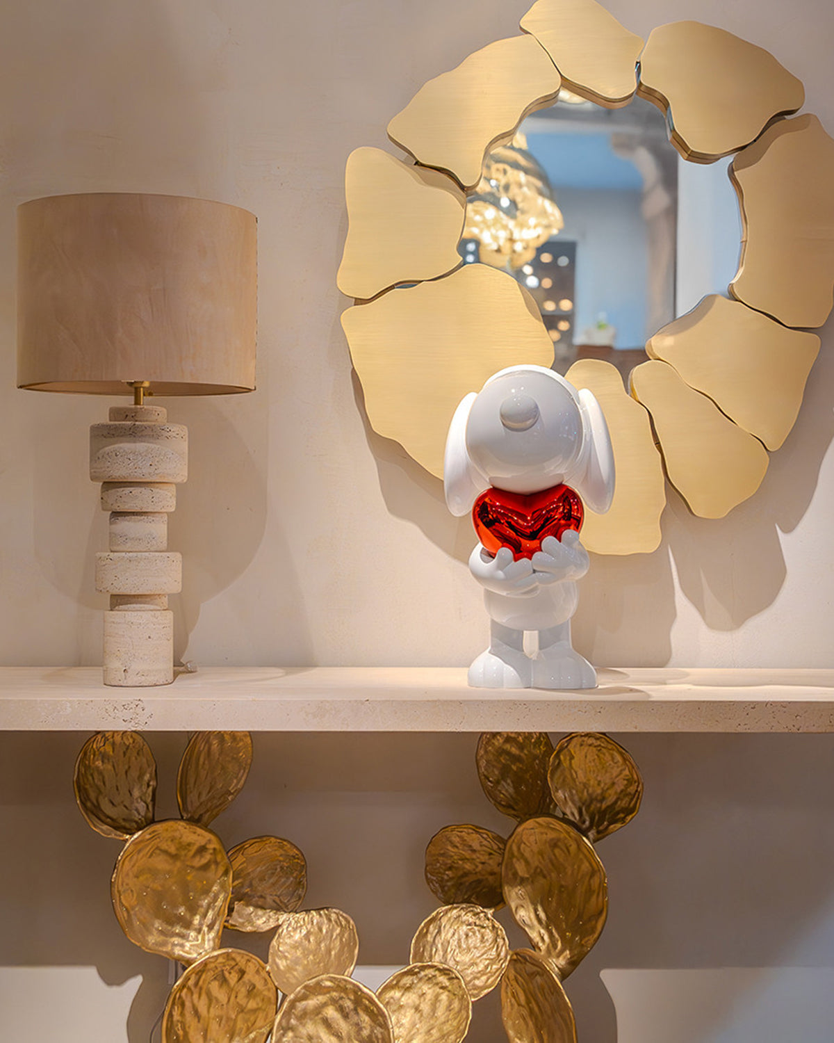 Snoopy Heart White & Shiny Red Heart 22in