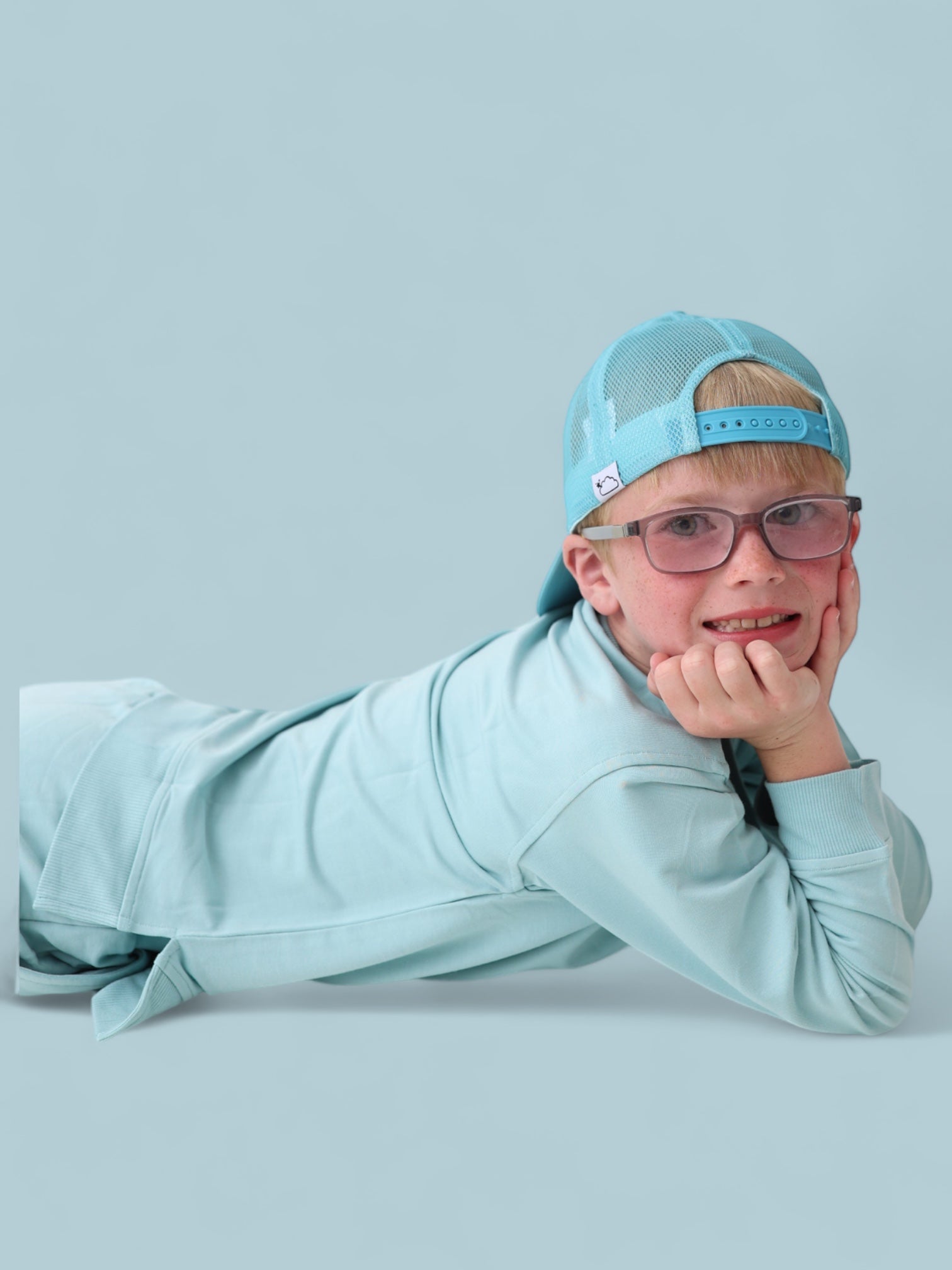 Hazy Blue Dream Pullover