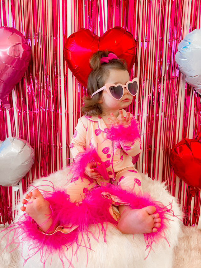 Pucker Up Girl's Flare Feathered Dream Set