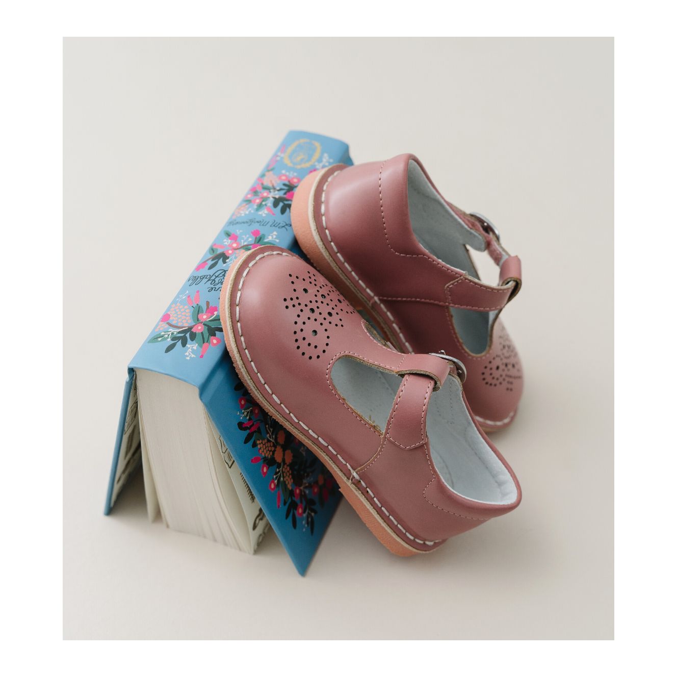 Ollie T-strap Leather Mary Jane