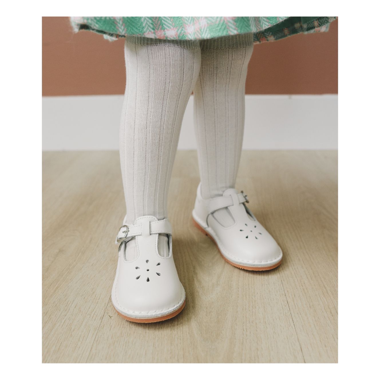 Joy Classic Leather T-strap Mary Jane