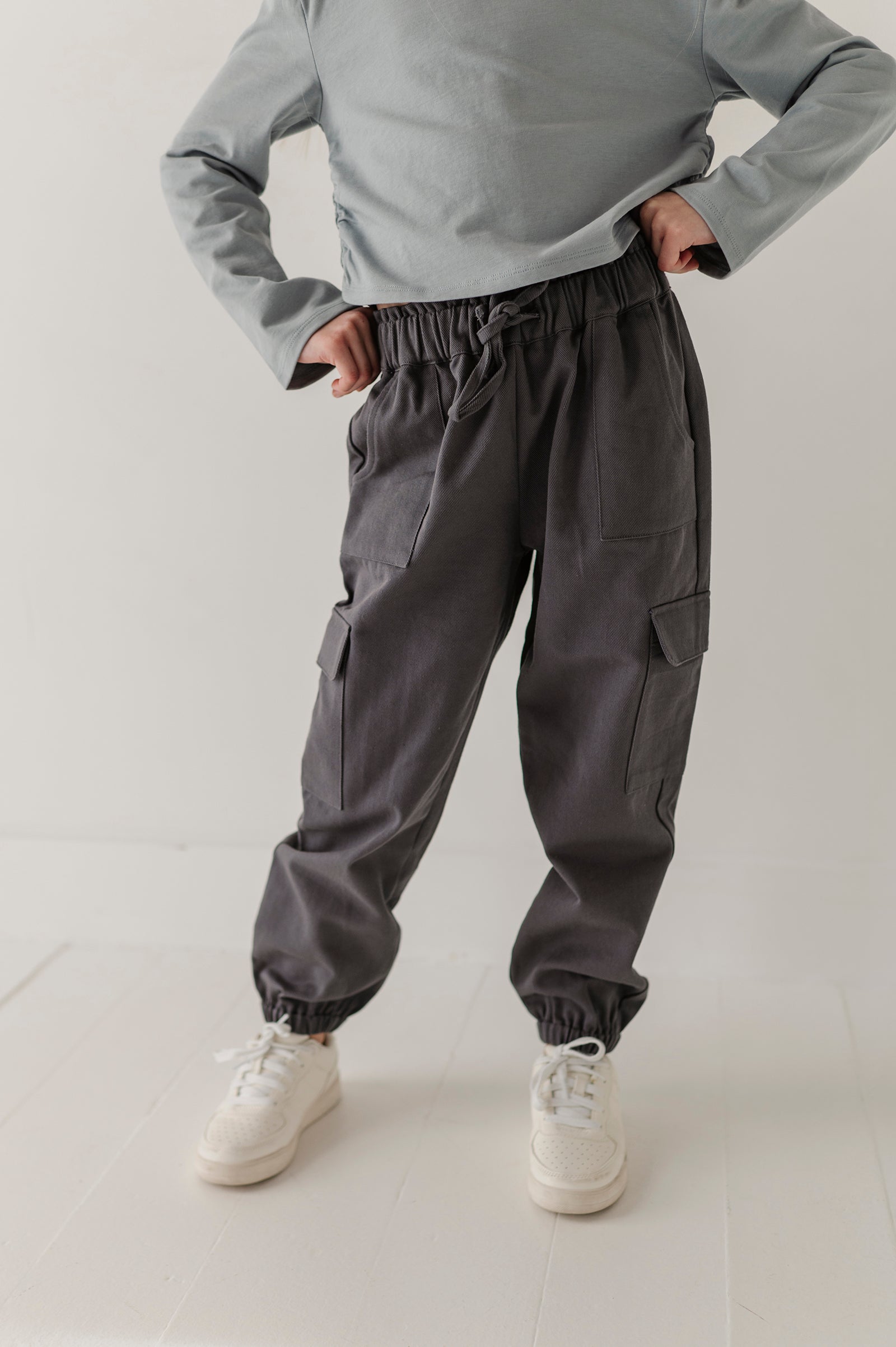 Girls Cargo Utility Pant In Evergreen