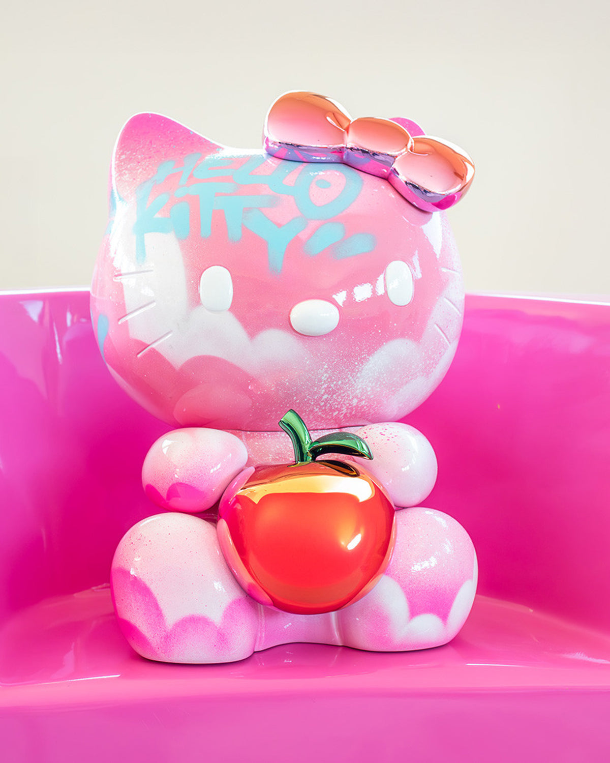 Hello Kitty Graffiti Pink With Red Apple 21in