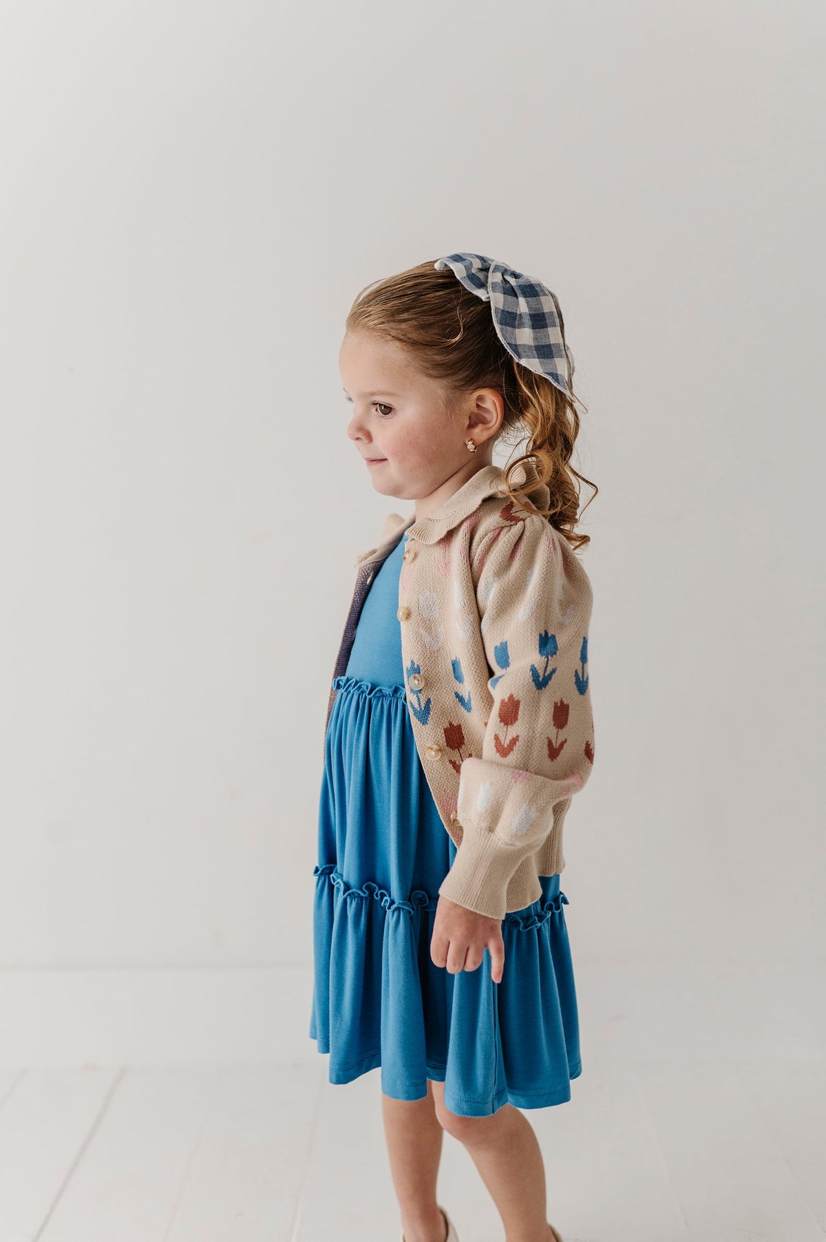 Girls Floral Knit Cardigan In Beige Tulip Intarsia