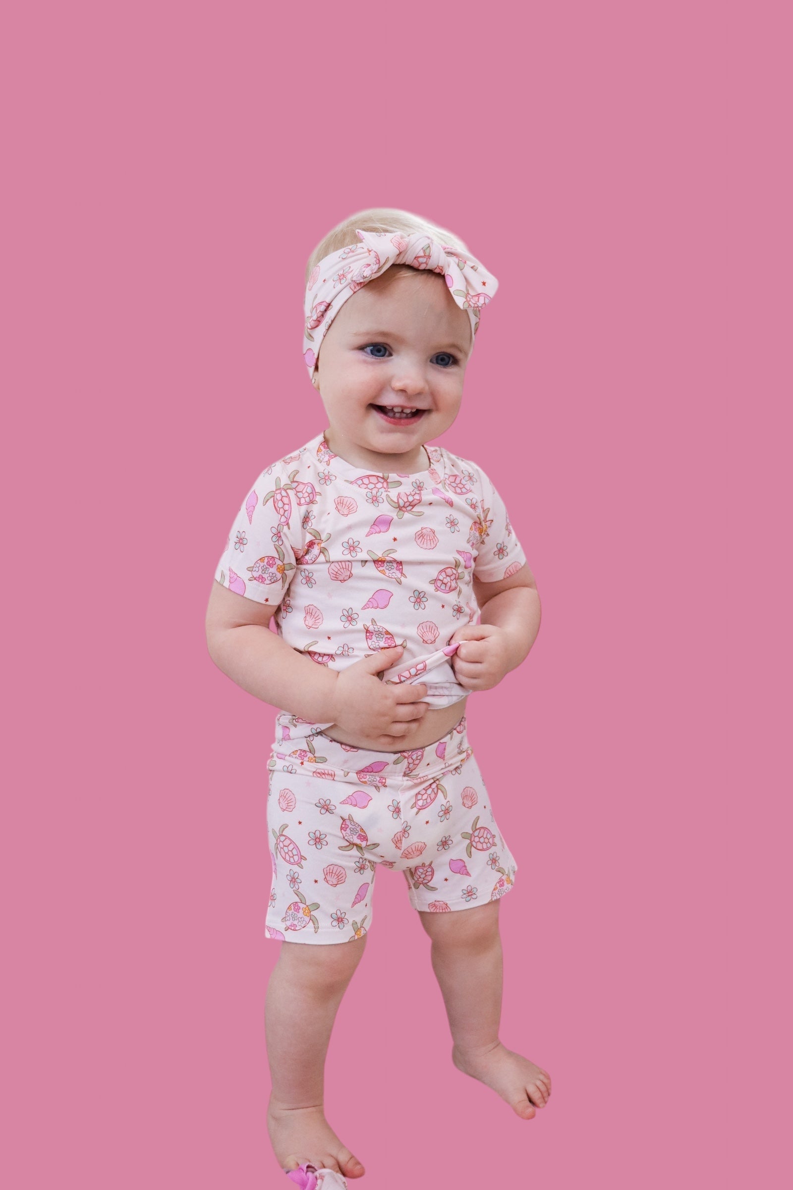 Exclusive Love Your Shell Dream Short Set