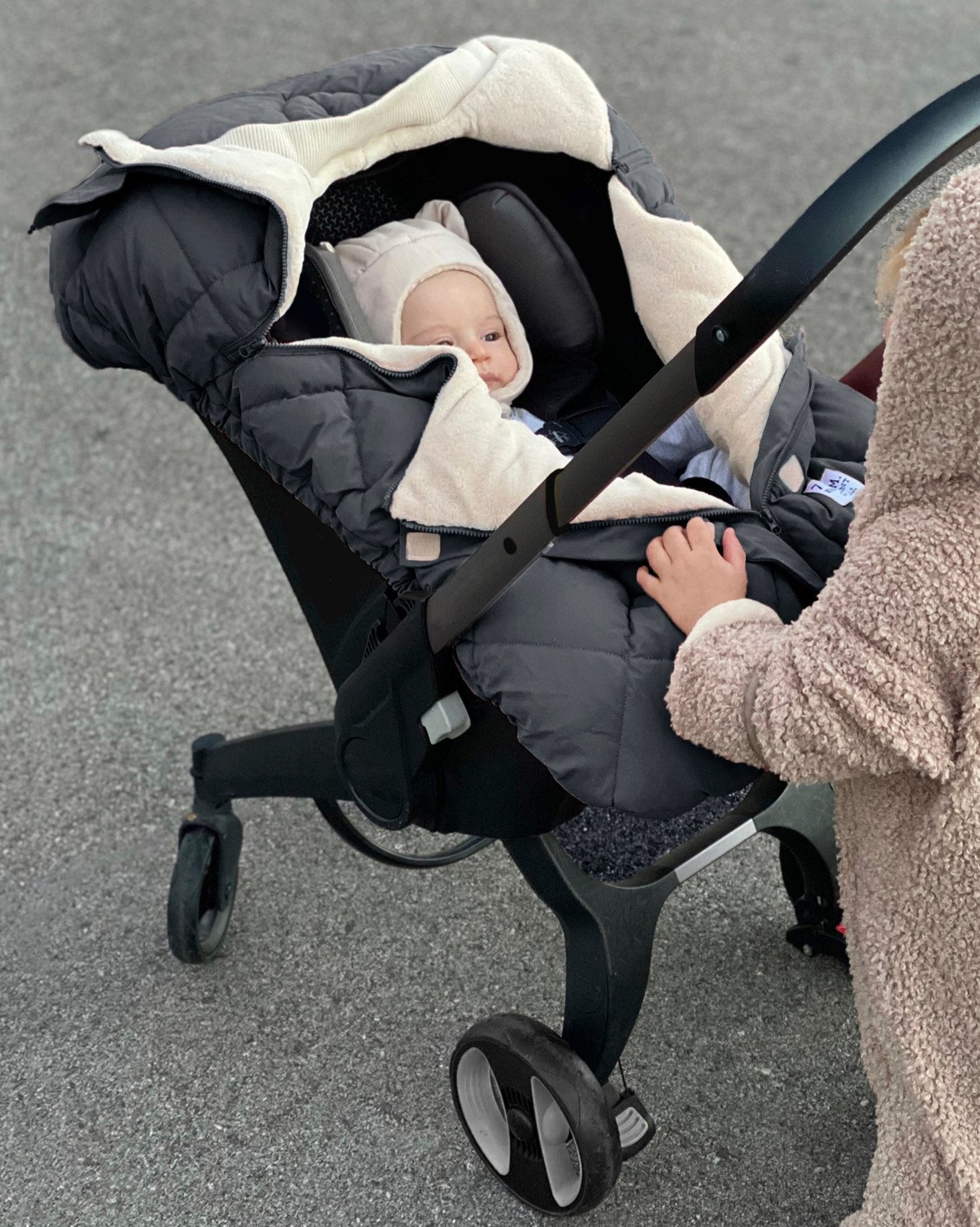 Car Seat Cocoon - Benji Sherpa