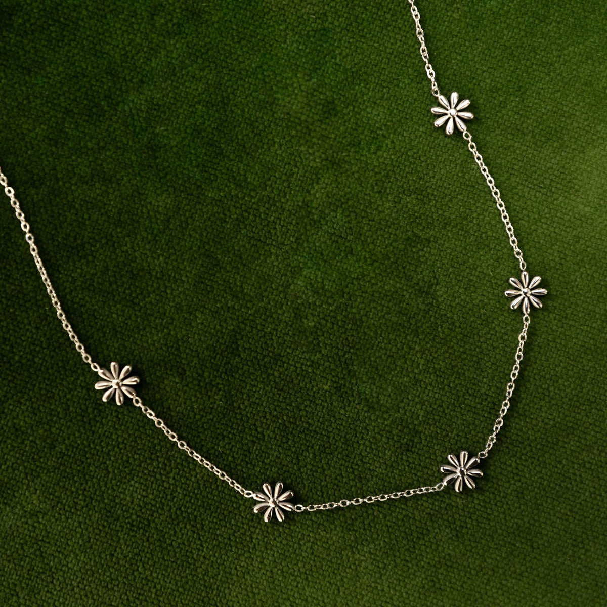 Anna Floral Necklace