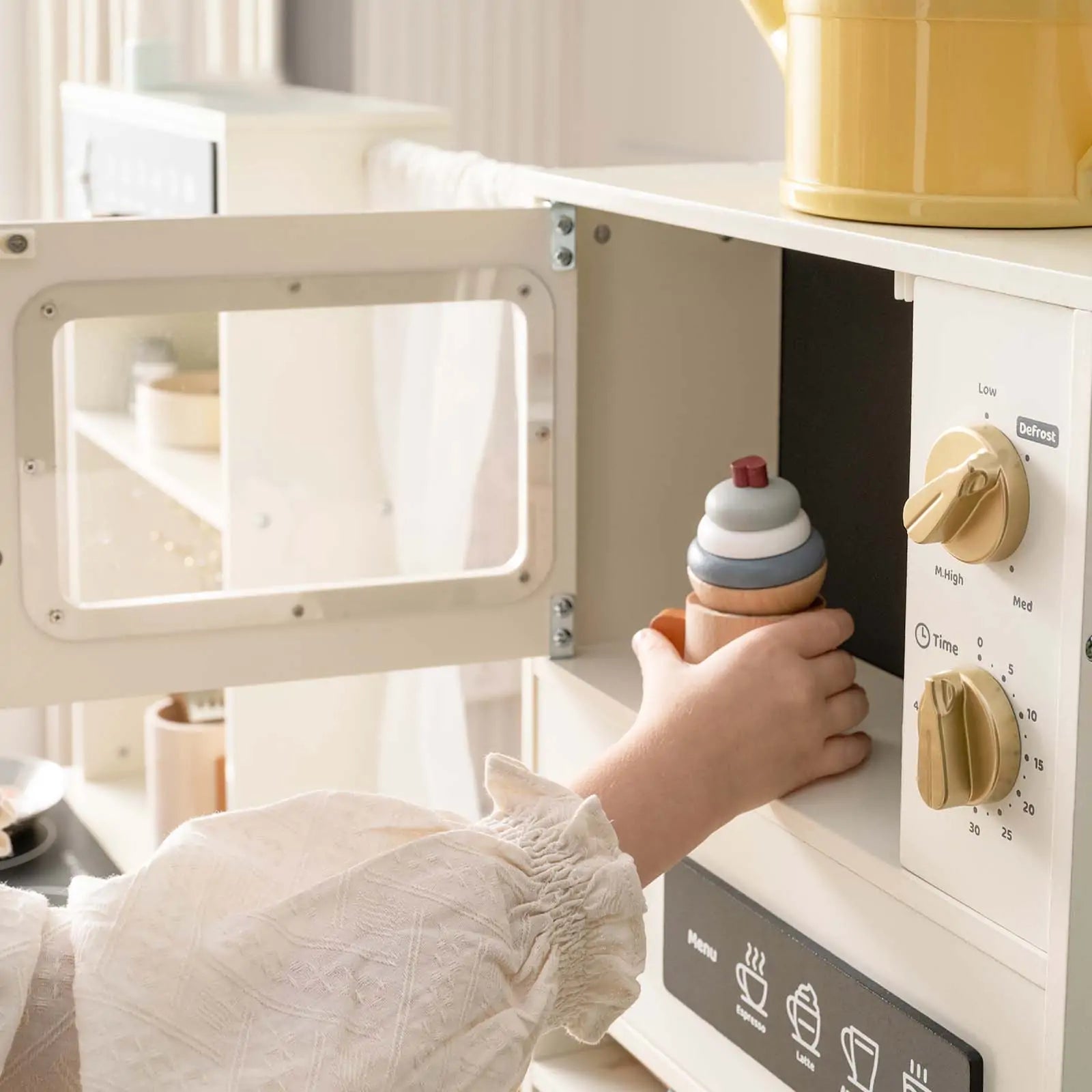 ® Play Kitchen With Running Water - Iconic Aqua Kitchen In Cream