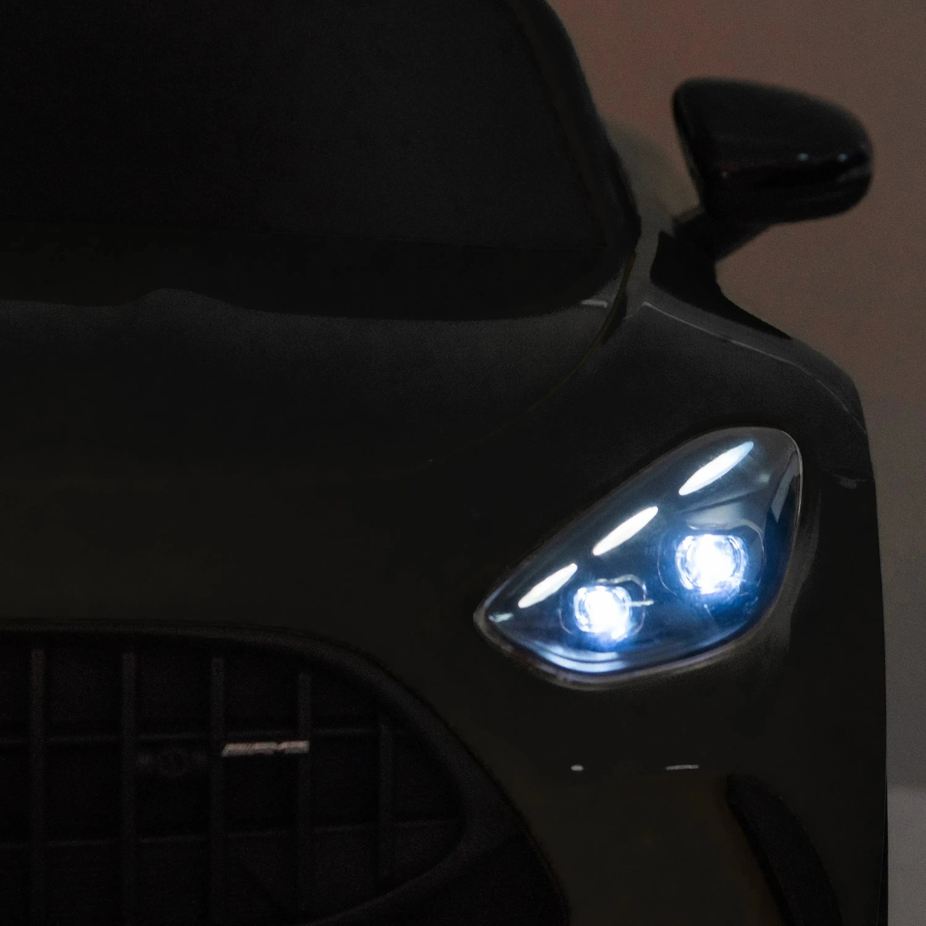 24v Mercedes Amg Gt63 Ride On Car