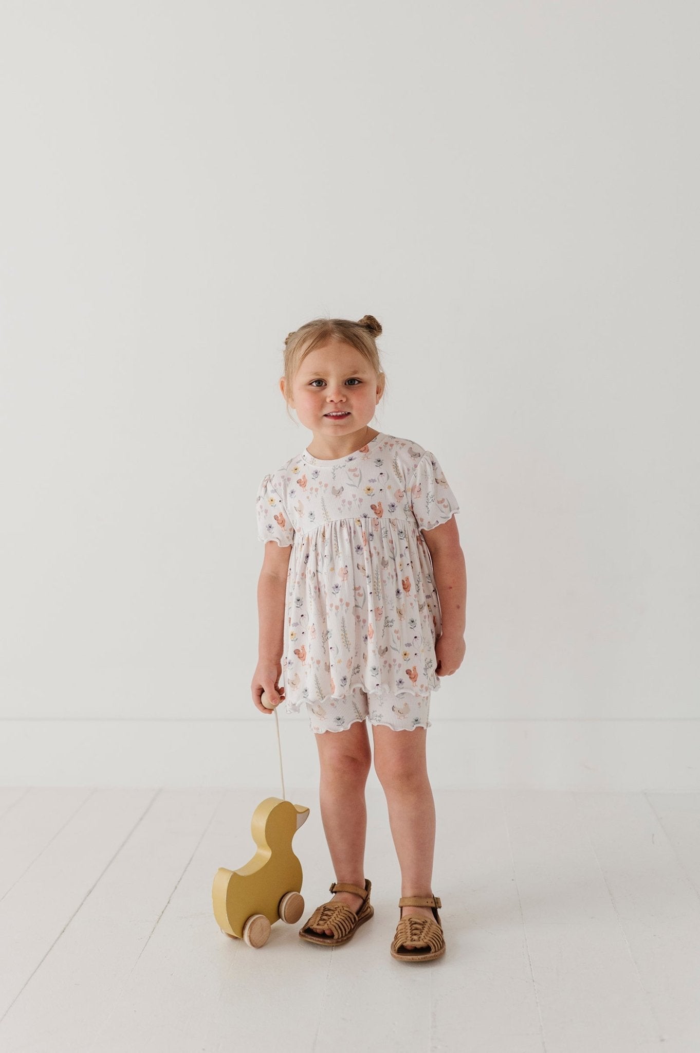 Girls Babydoll Set In Floral Chickens