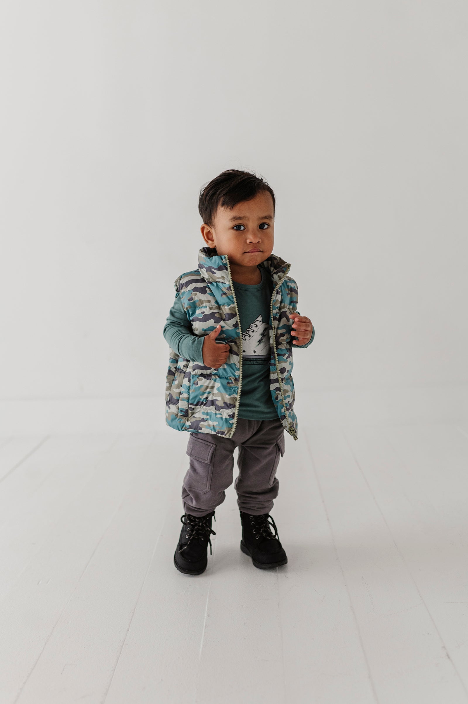Boys Puffer Vest In Camouflage