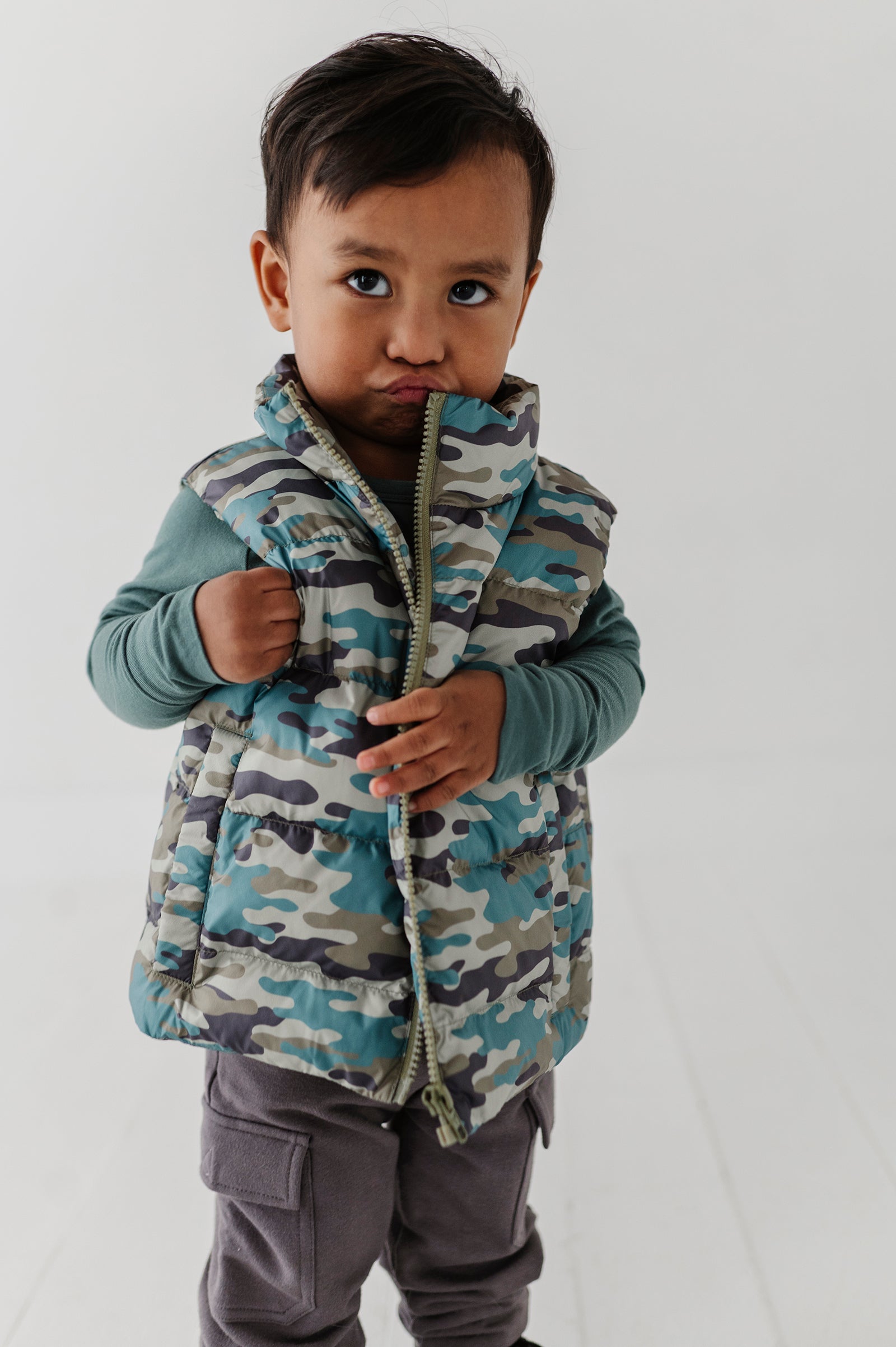 Boys Puffer Vest In Camouflage