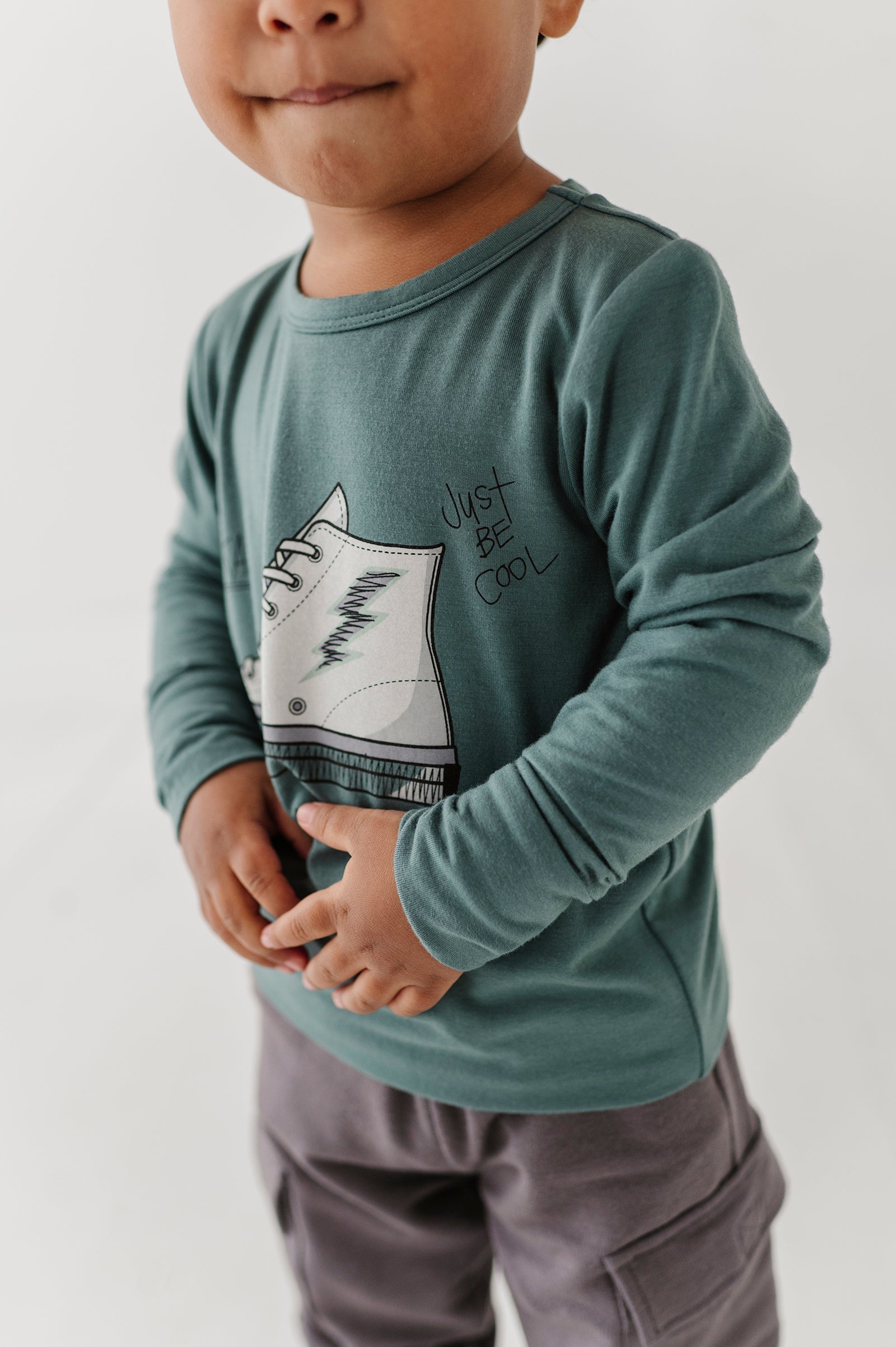 Boys Long Sleeve Tee In Sneaker