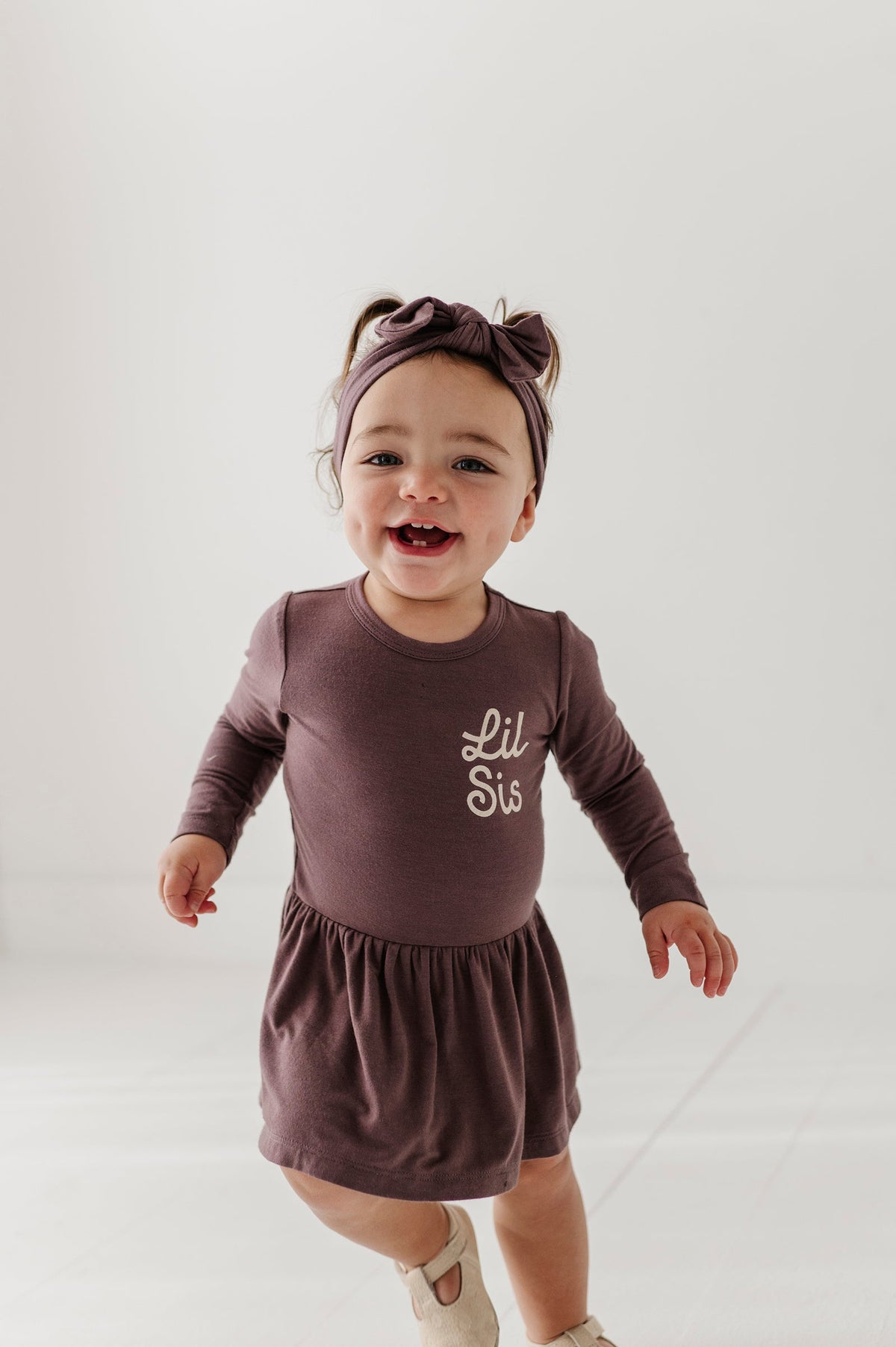 Baby Girl Long Sleeve Bodysuit Dress Set In Lil Sis In Plum