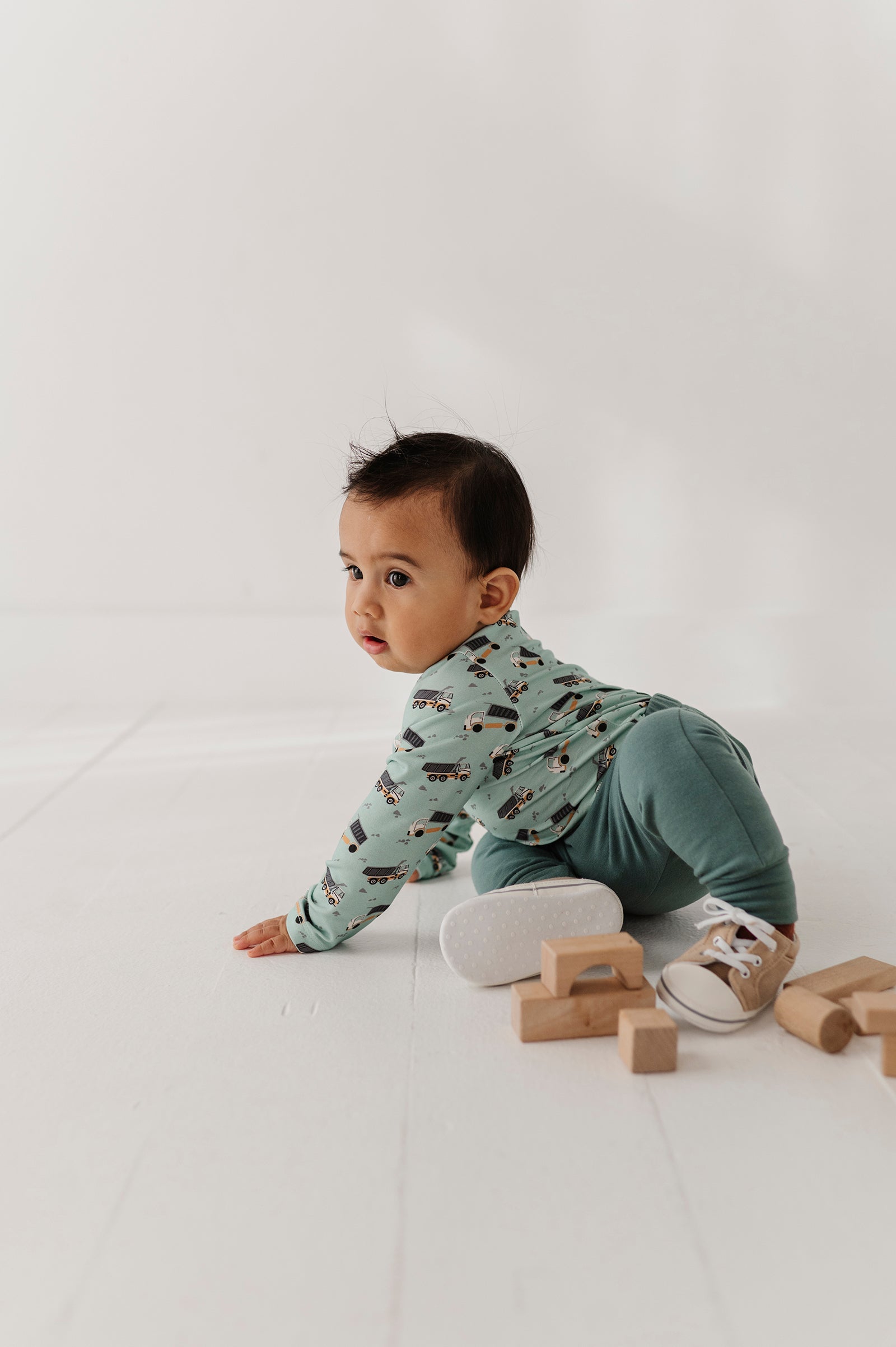Baby Boy Pocket Pants In Atlantic
