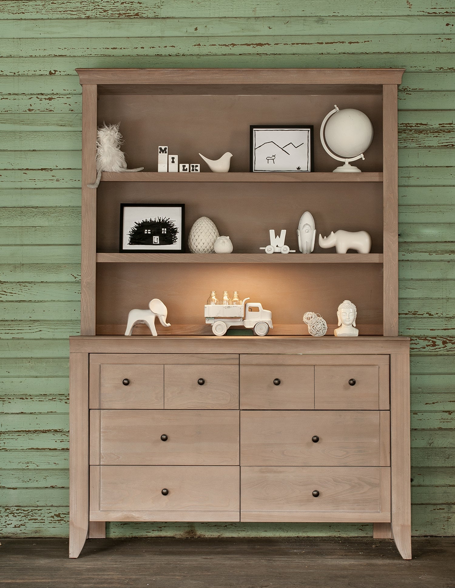 Cameo Hutch/bookcase