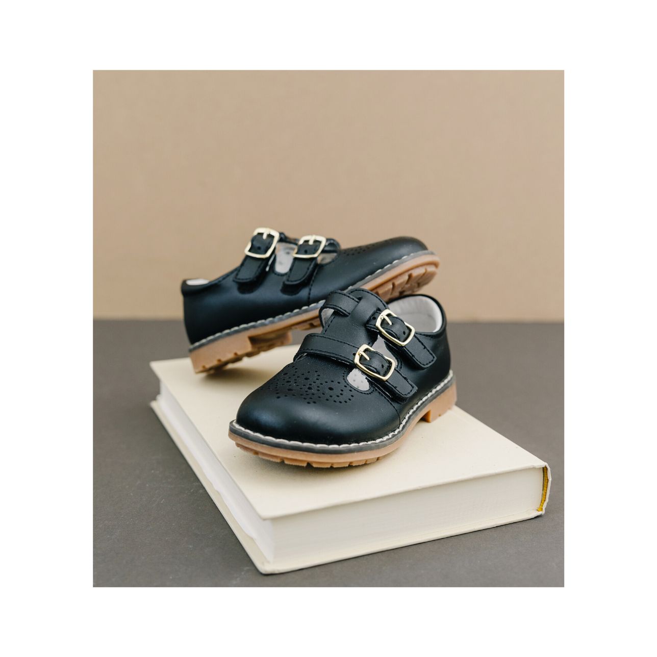 Beatrix English Double T-strap Leather Mary Jane