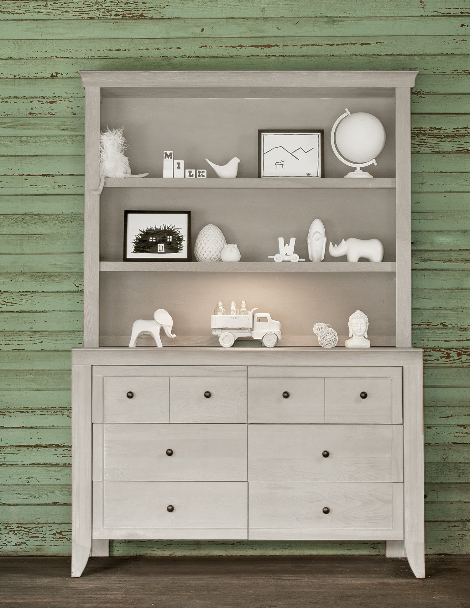 Cameo Hutch/bookcase