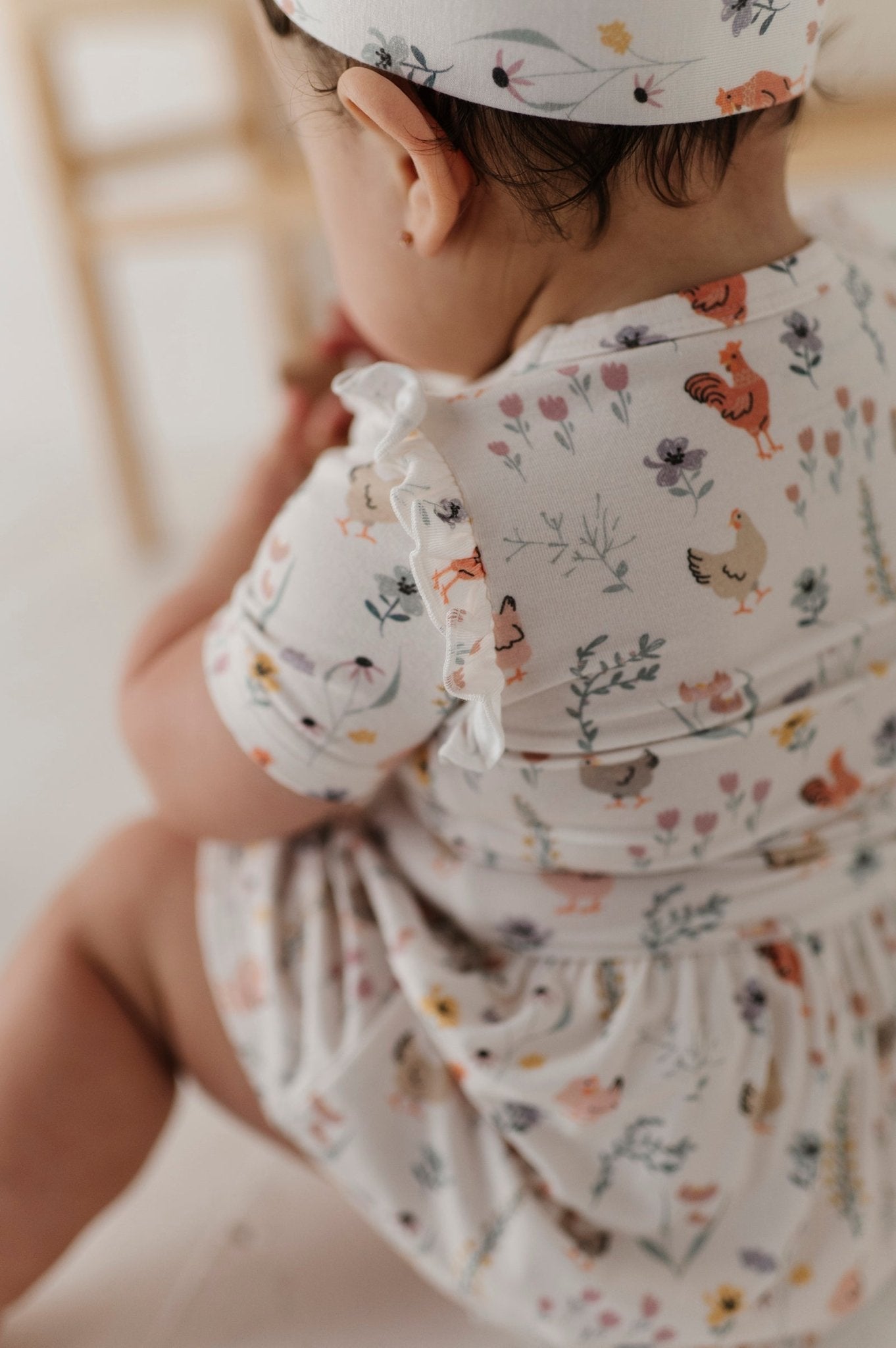 Baby Girl Short Sleeve Bodysuit Dress Set In Floral Chickens