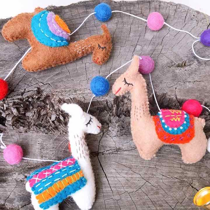 Felt Llama Garland 2