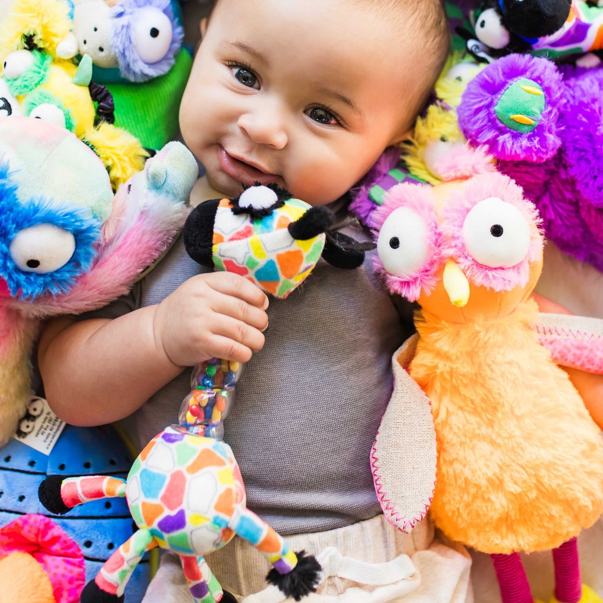 Jaffy The Fringe Footed Giraffe Hand Rattle Jingle Jangle Activity Toy