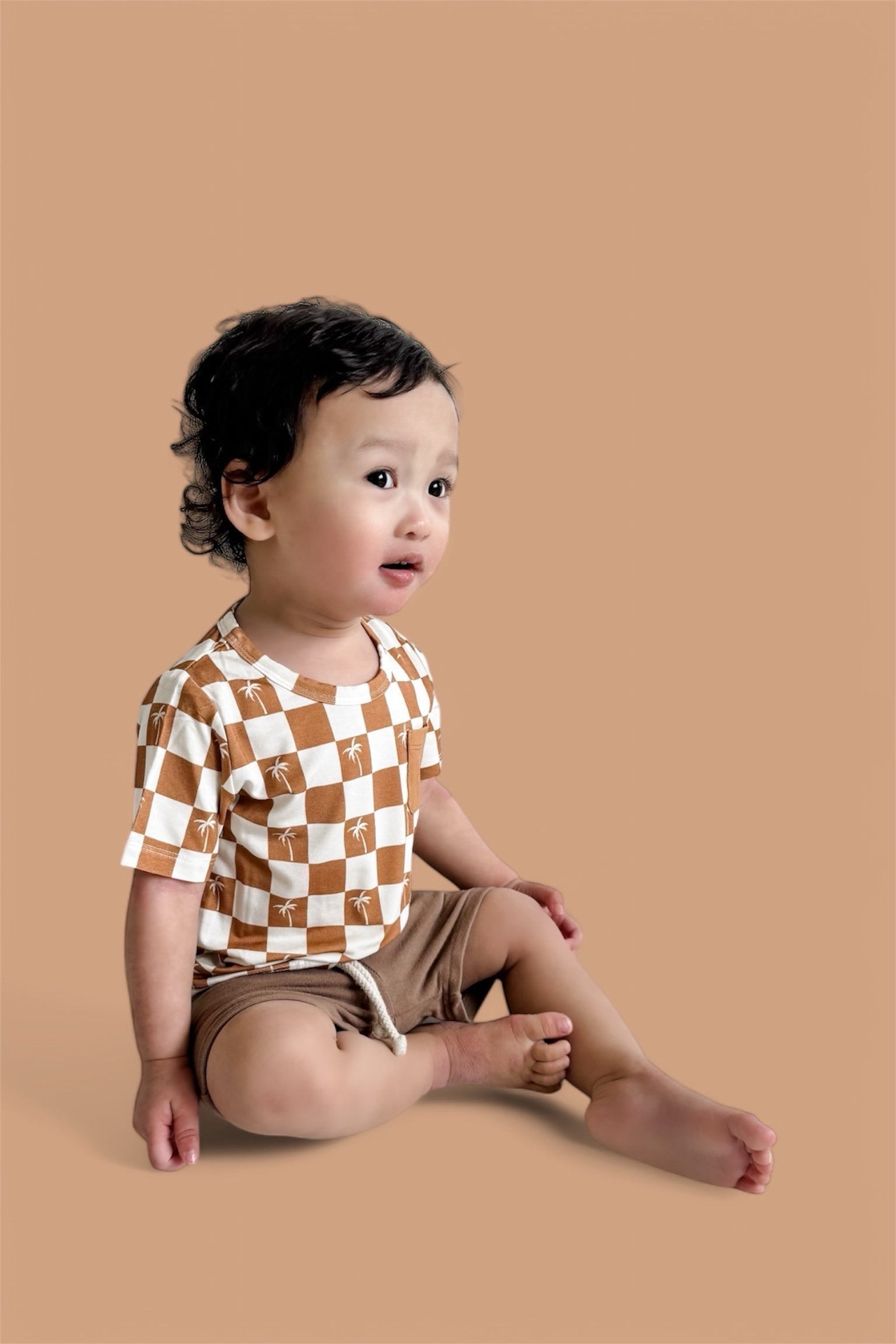 Exclusive Sandy Beach Checkers Dream Pocket Tee