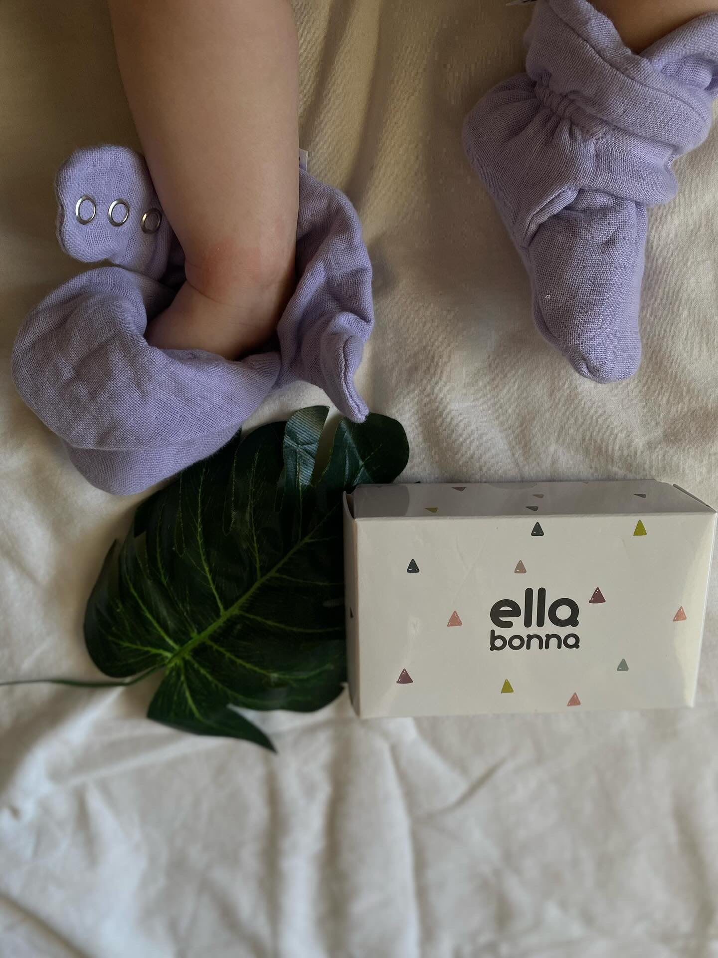 Muslin Stay On Baby Booties Lilac