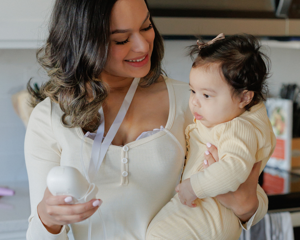 Minimoon Breast Pump With Slim Cups And Small Insert Kit