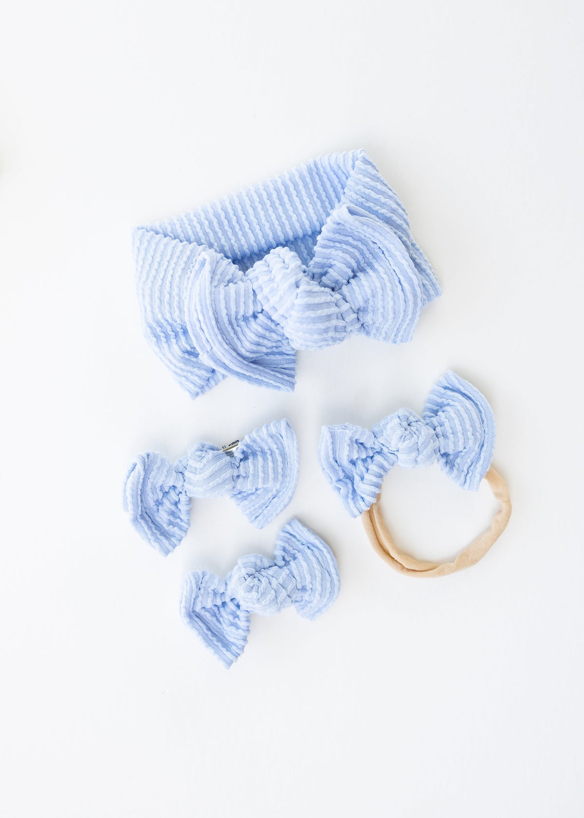 Periwinkle Wavy Ribbed Bow