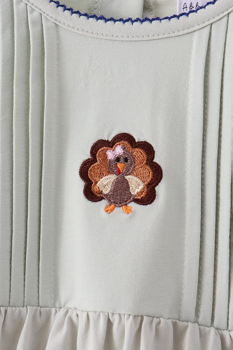 Sage Turkey Embroidery Ruffle Pants Set