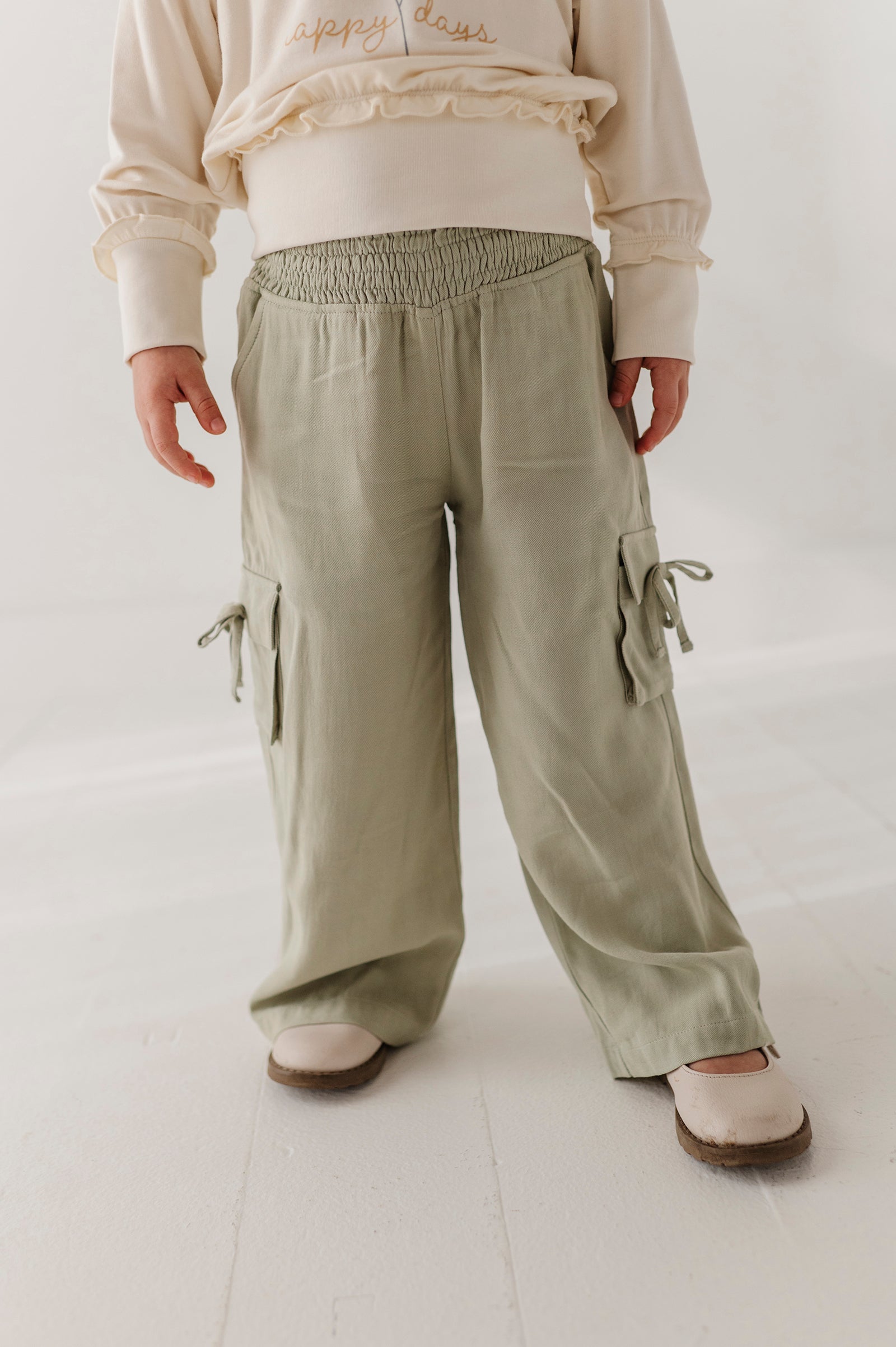 Girls Wide Leg Cargo Pant In Sage